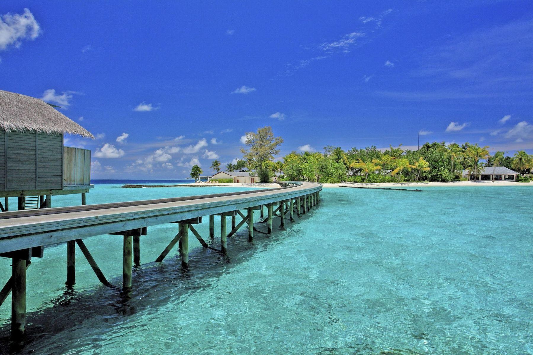 Centara Ras Fushi Resort & Spa