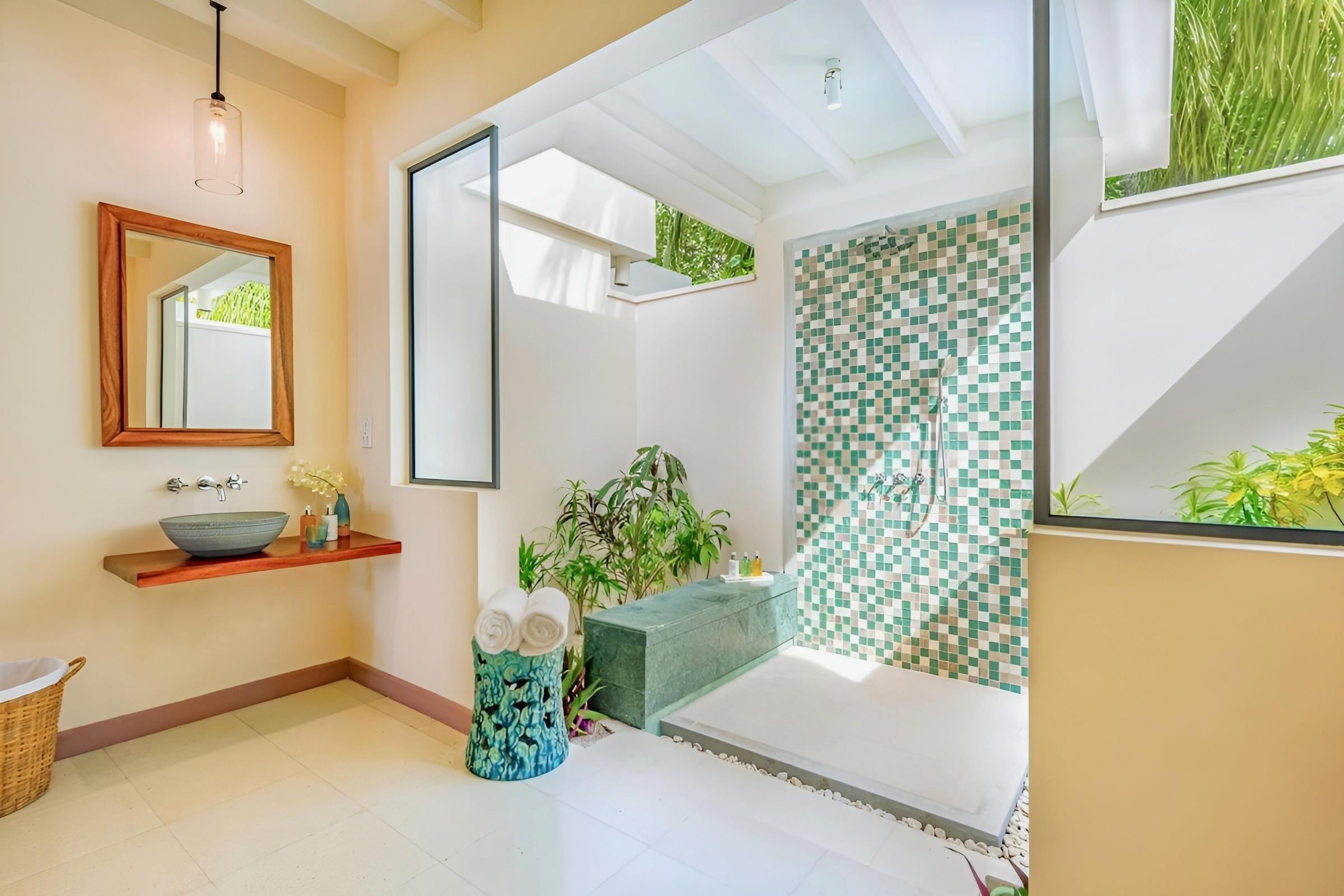 Sentido OBLU Helengeli 23