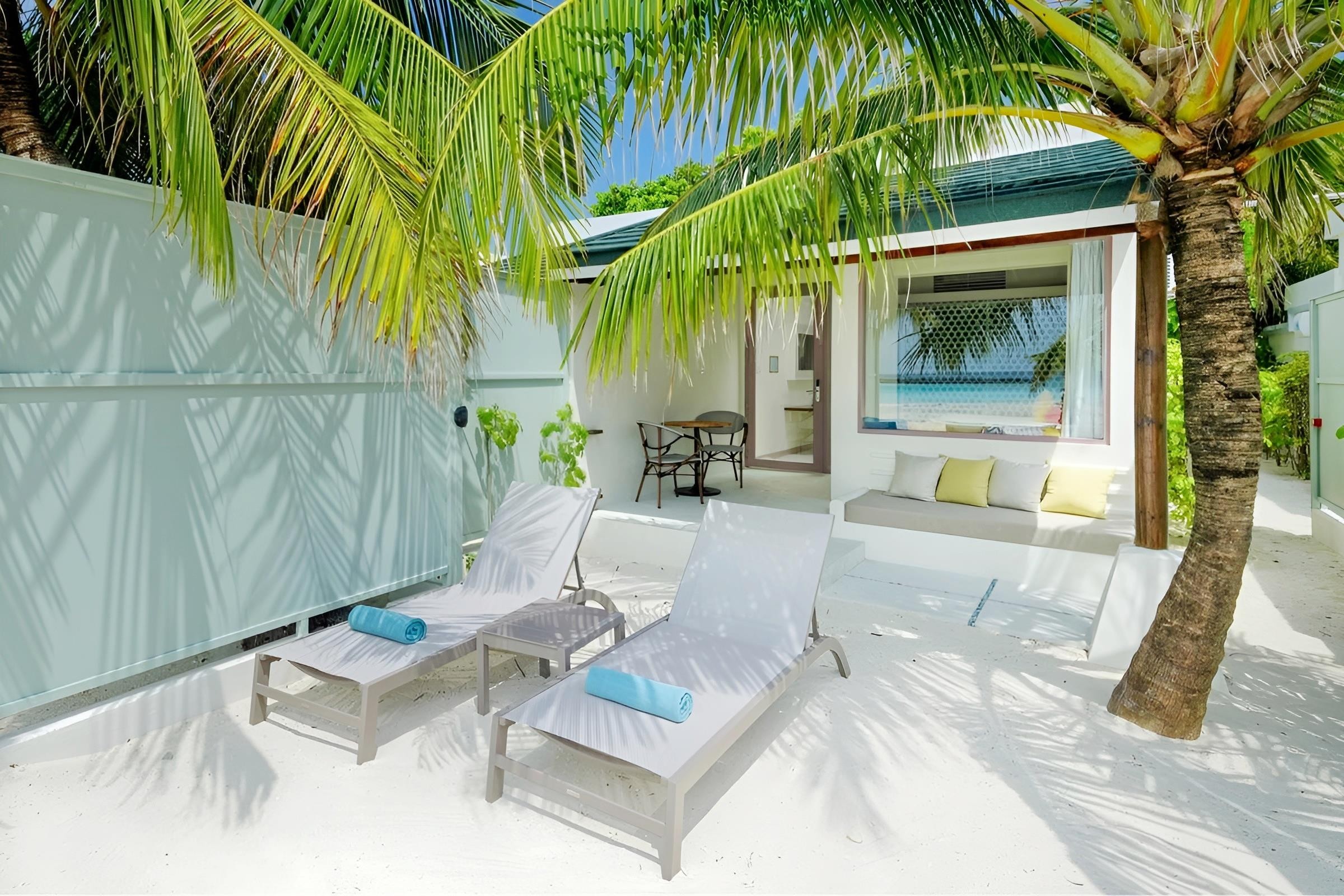 Sentido OBLU Helengeli 6