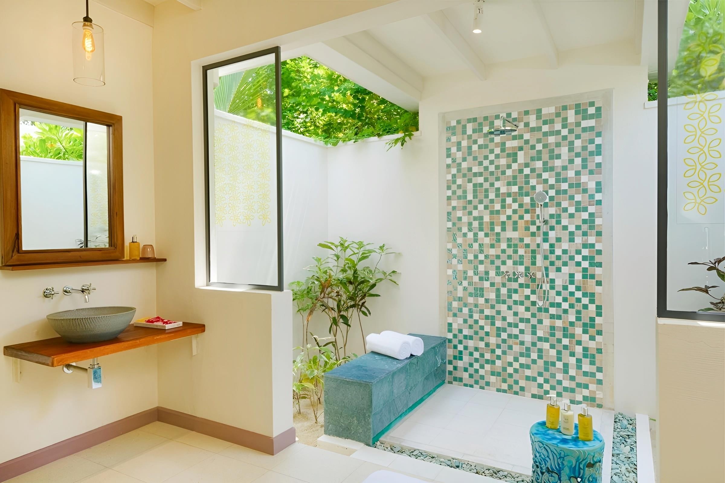 Sentido OBLU Helengeli 8