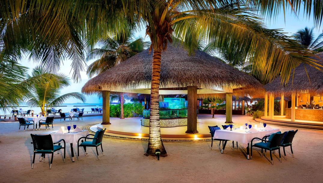 Sheraton Maldives Full Moon Resort & Spa 20