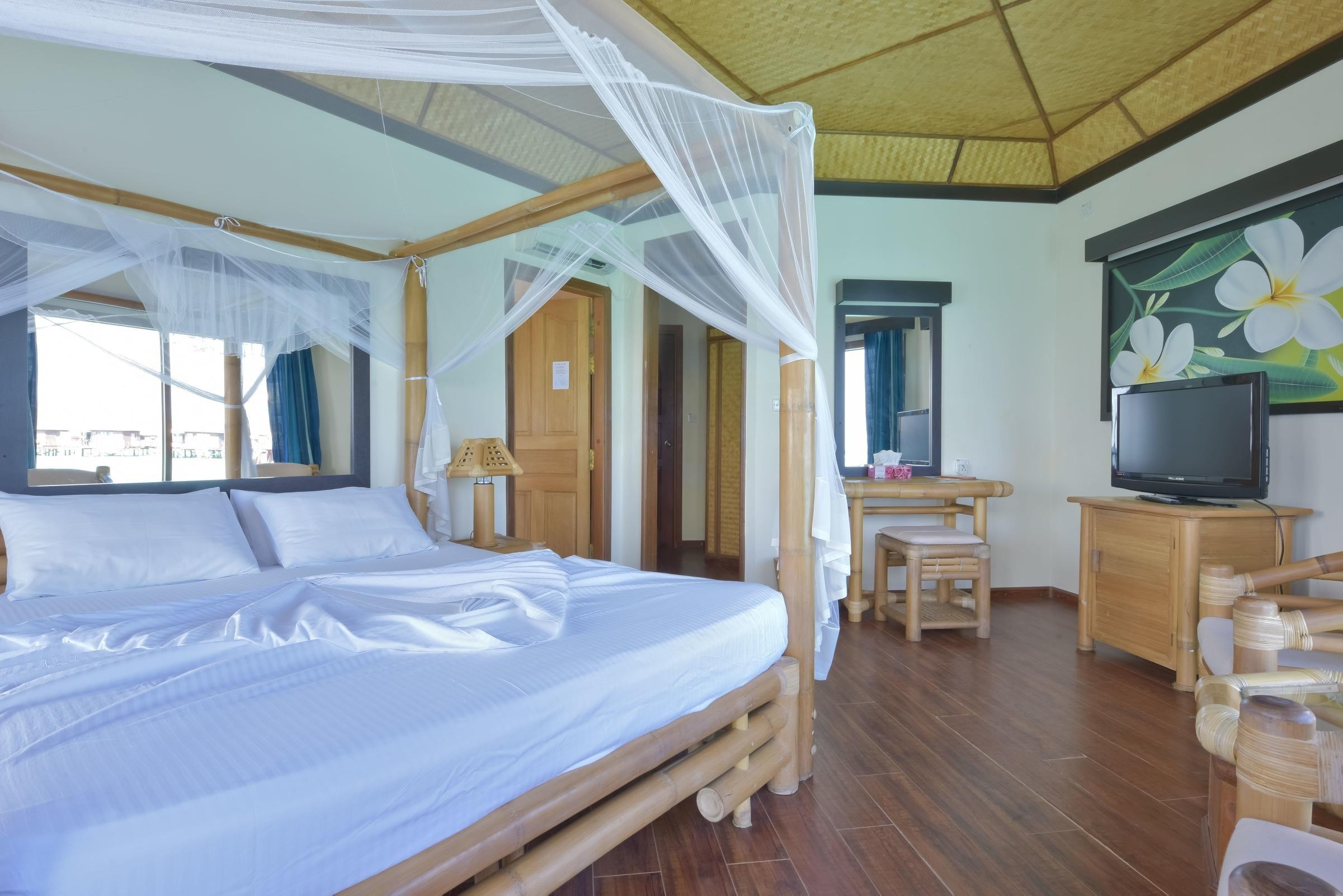 Thulhagiri Island Resort