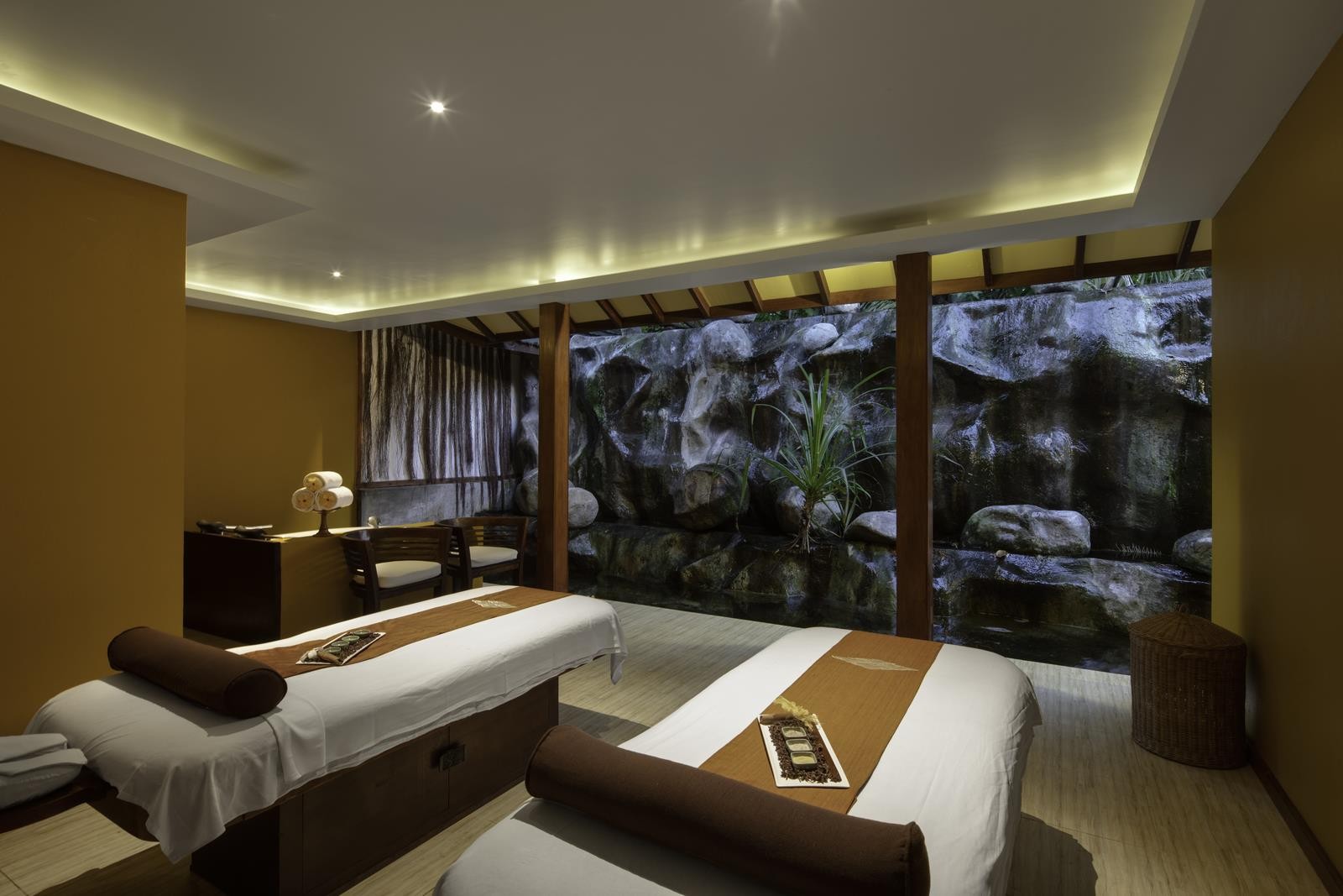 Adaaran Select Meedhupparu & Prestige Water Villas 28