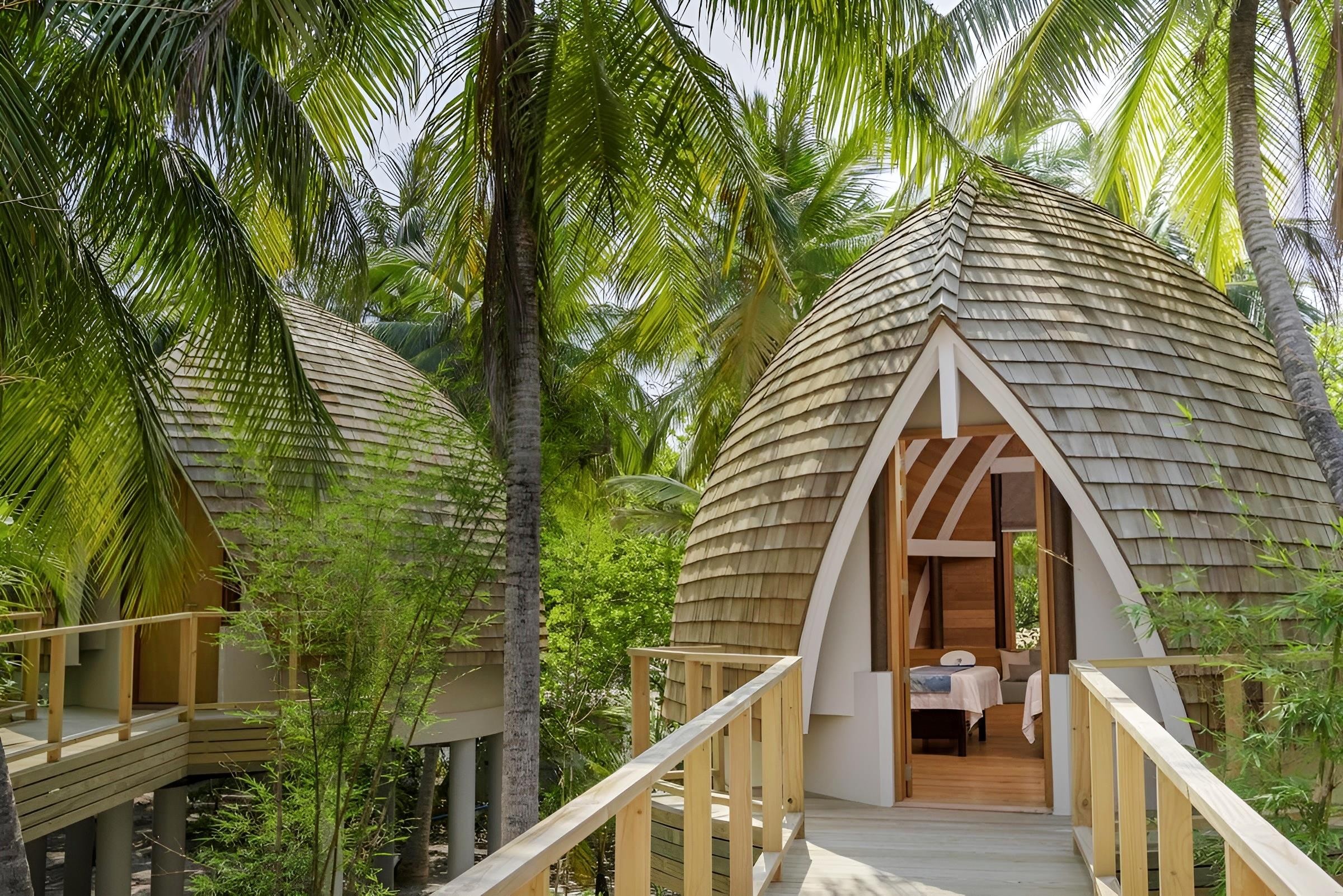 Emerald Faarufushi Resort & Spa 39