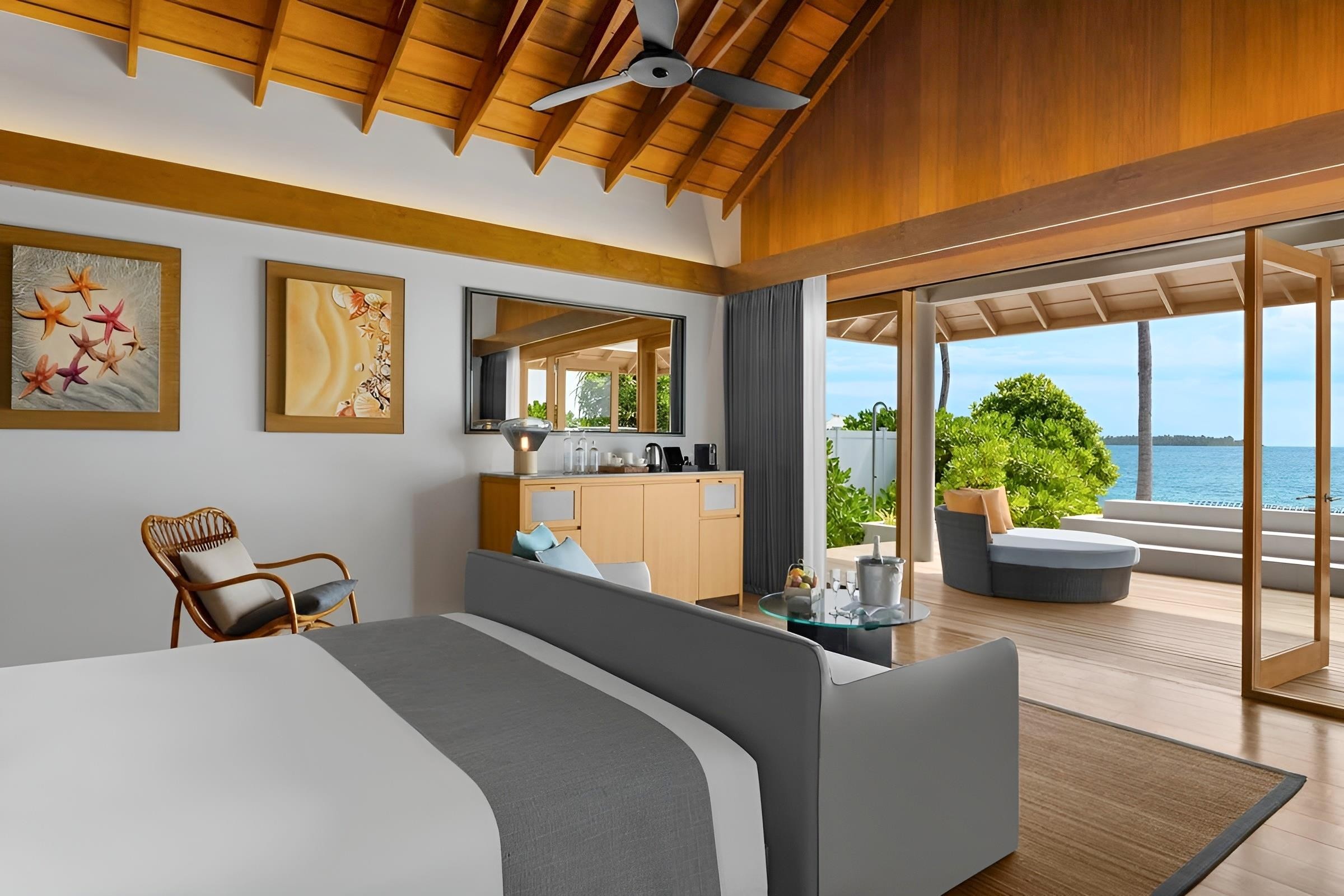 Emerald Faarufushi Resort & Spa 34