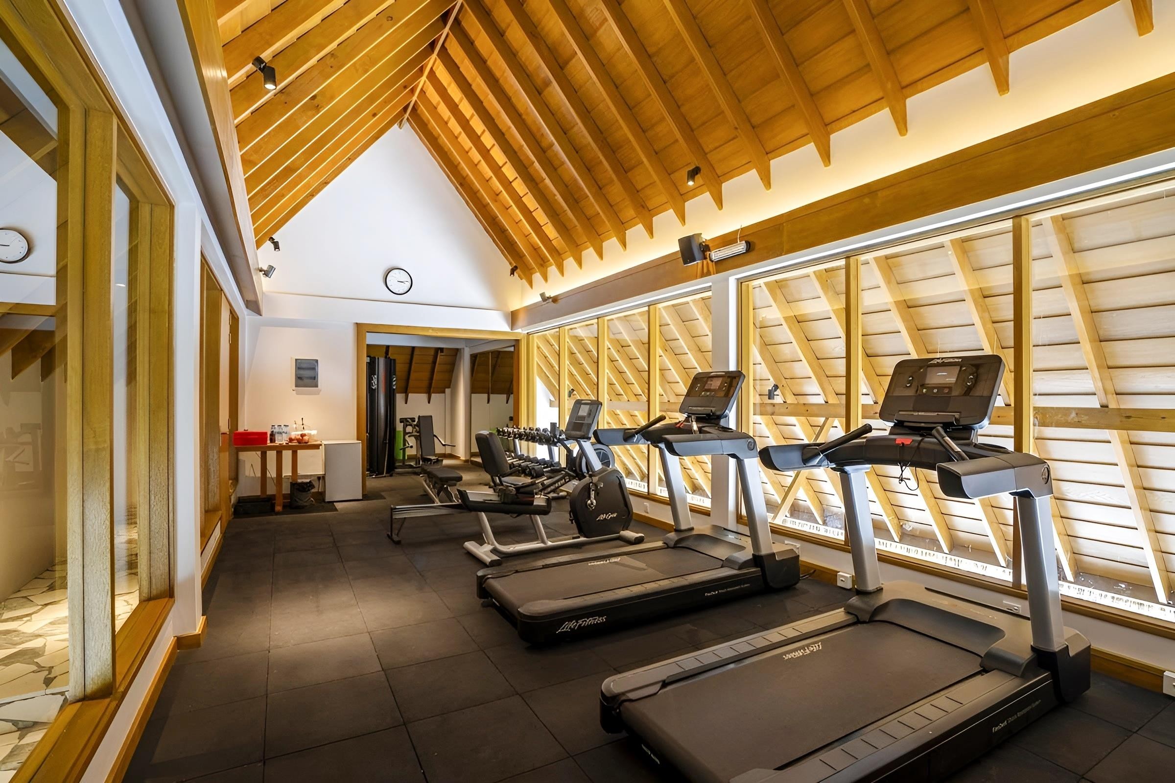 Emerald Faarufushi Resort & Spa 37