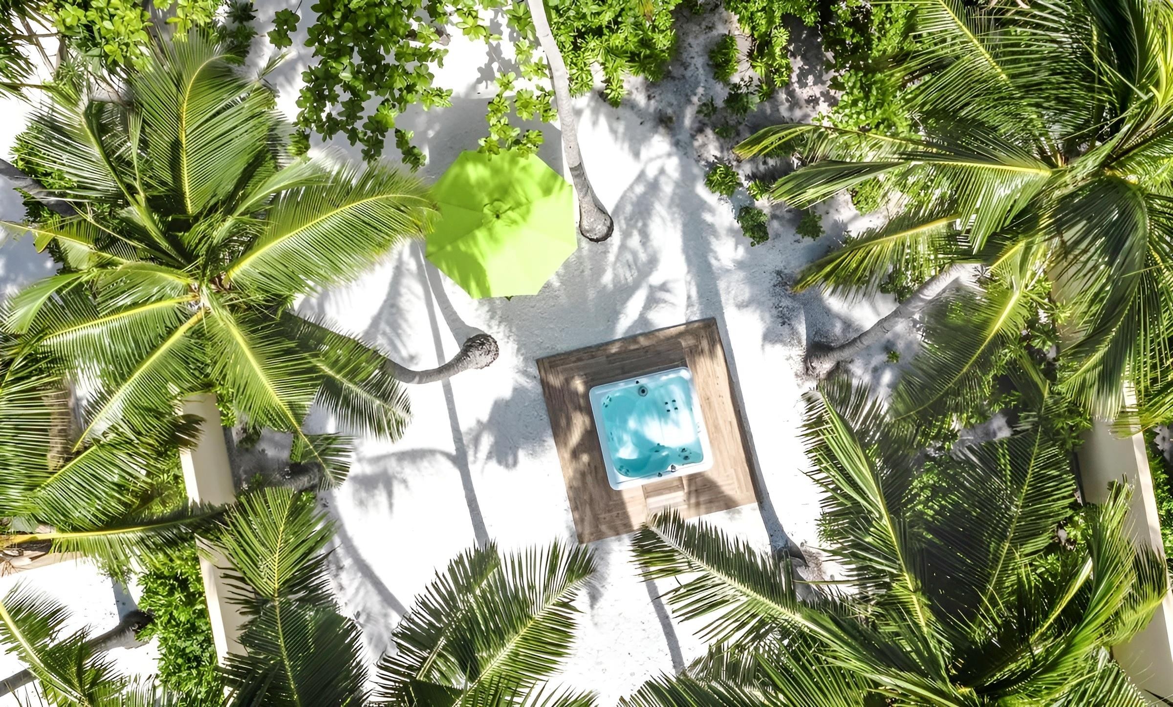 Emerald Maldives Resort & Spa 35