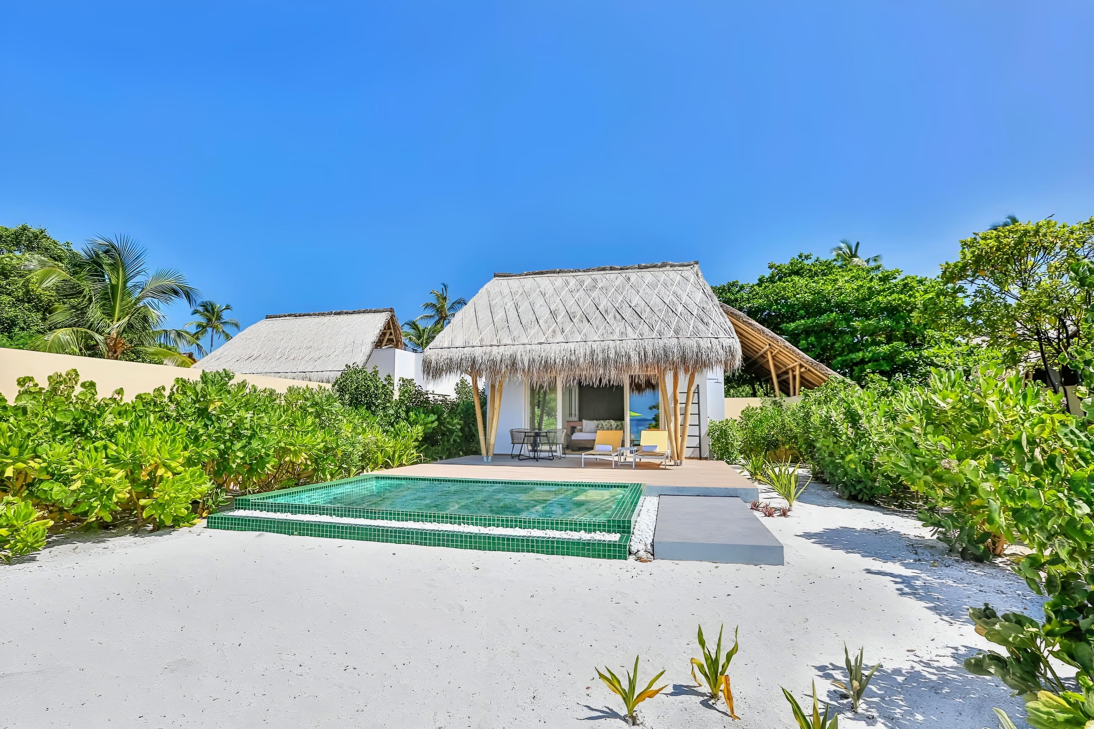 Emerald Maldives Resort & Spa 5