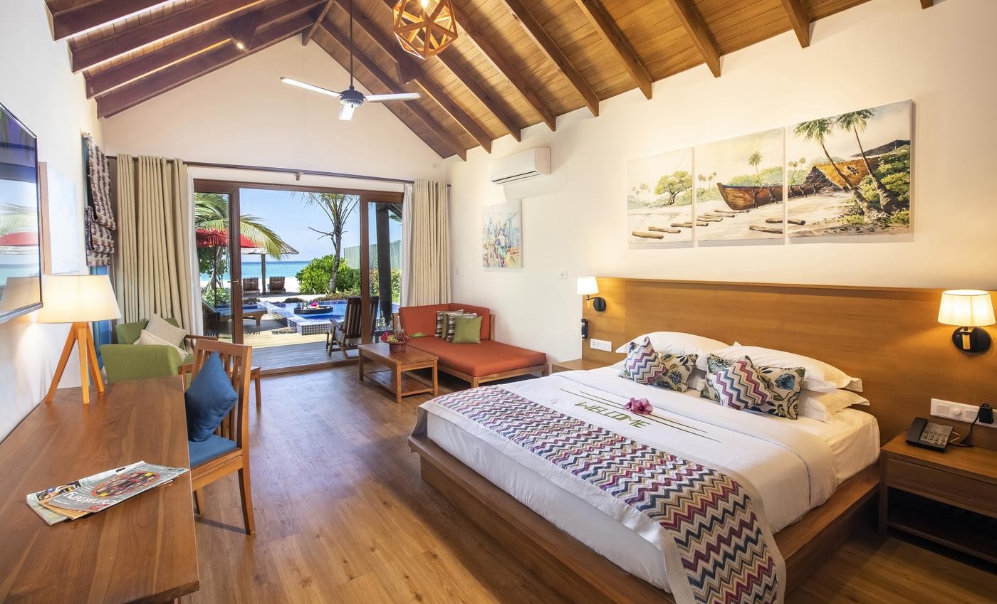 Reethi Faru Resort 12