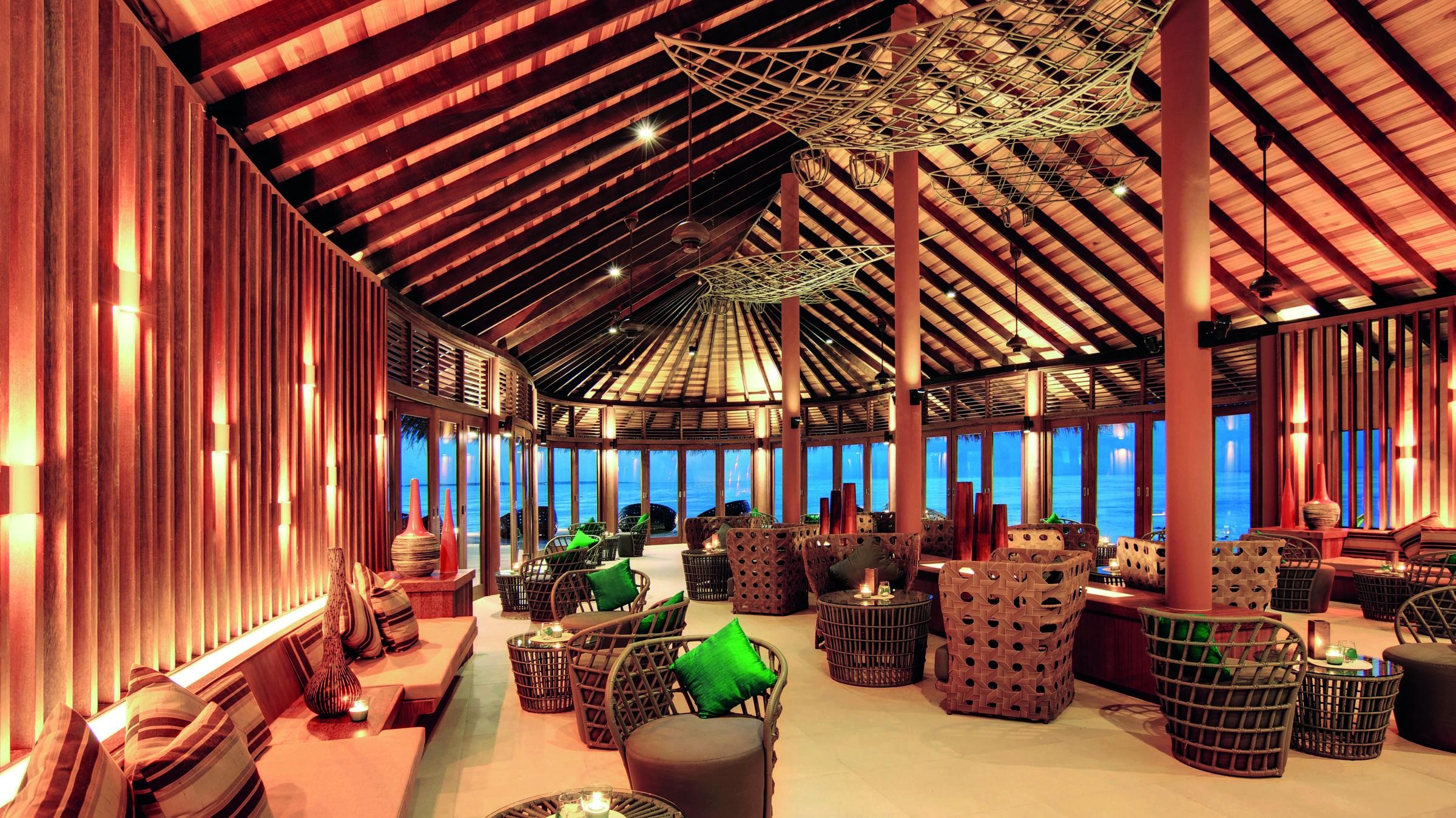 Hideaway Beach Resort & Spa Maldives 11