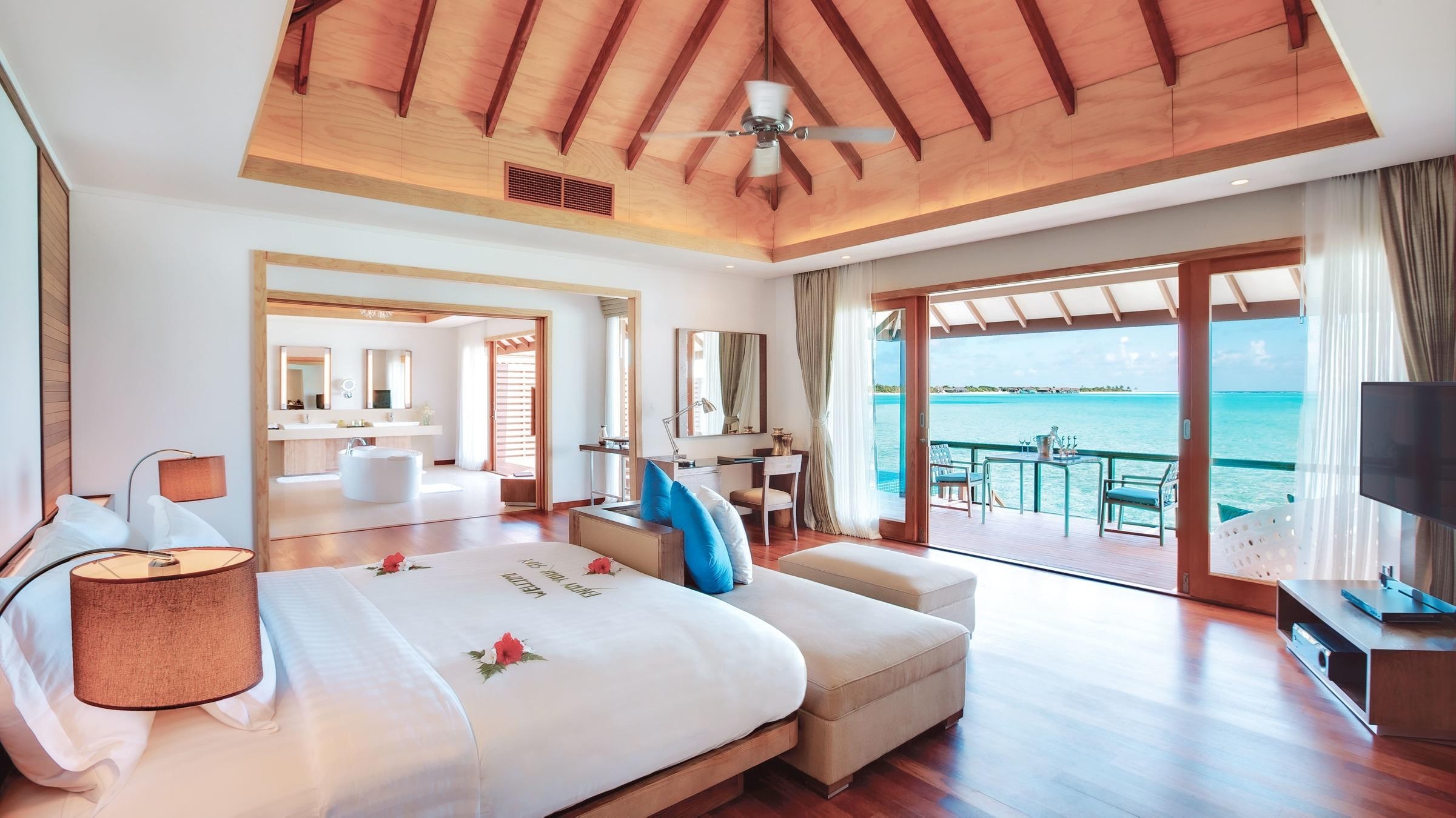 Hideaway Beach Resort & Spa Maldives 6