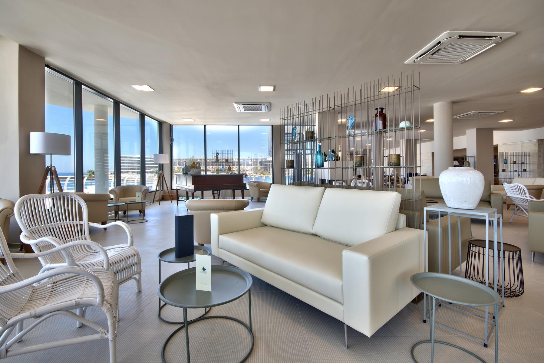 Riviera Hotel & Spa 15