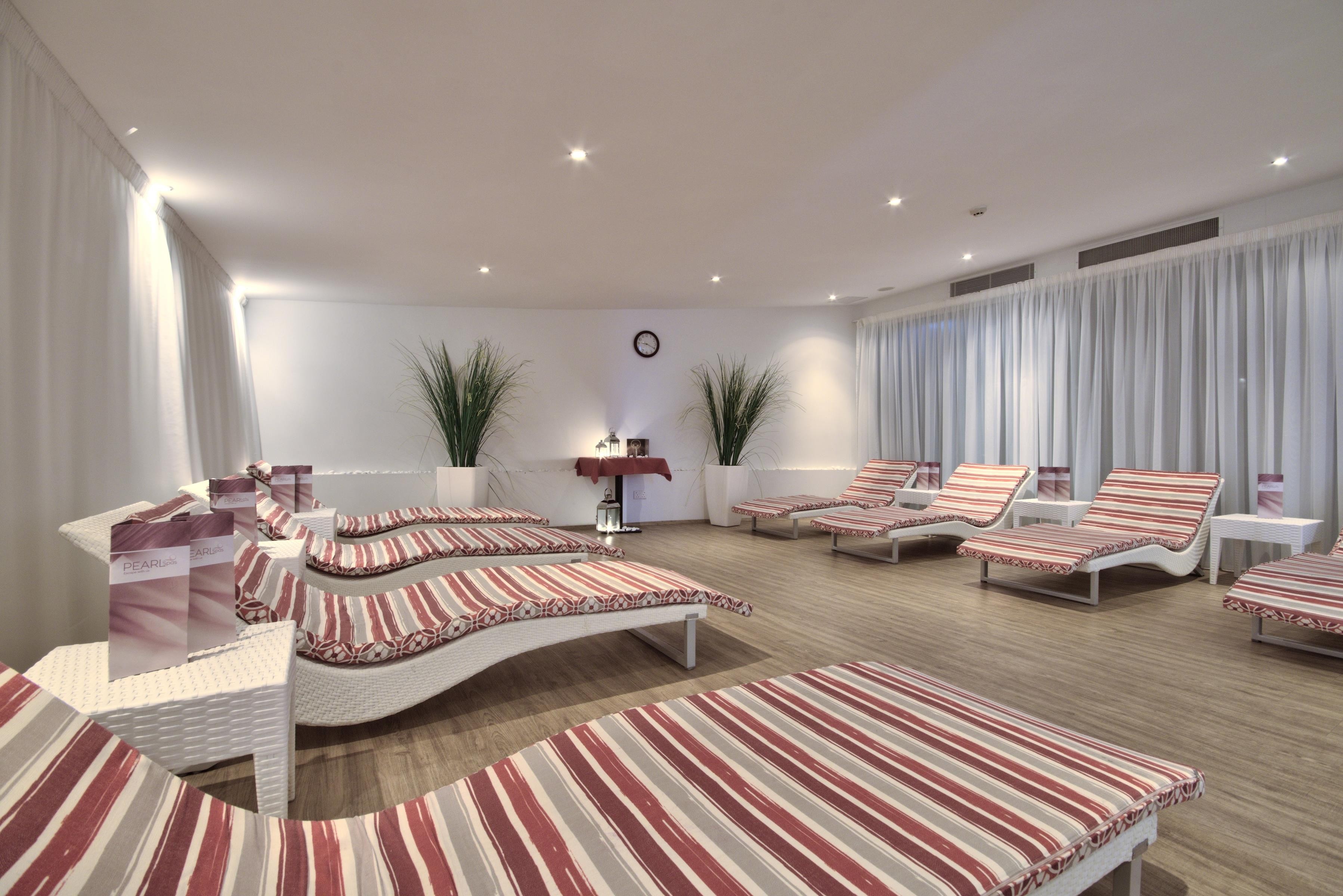 db Seabank Resort & Spa 20