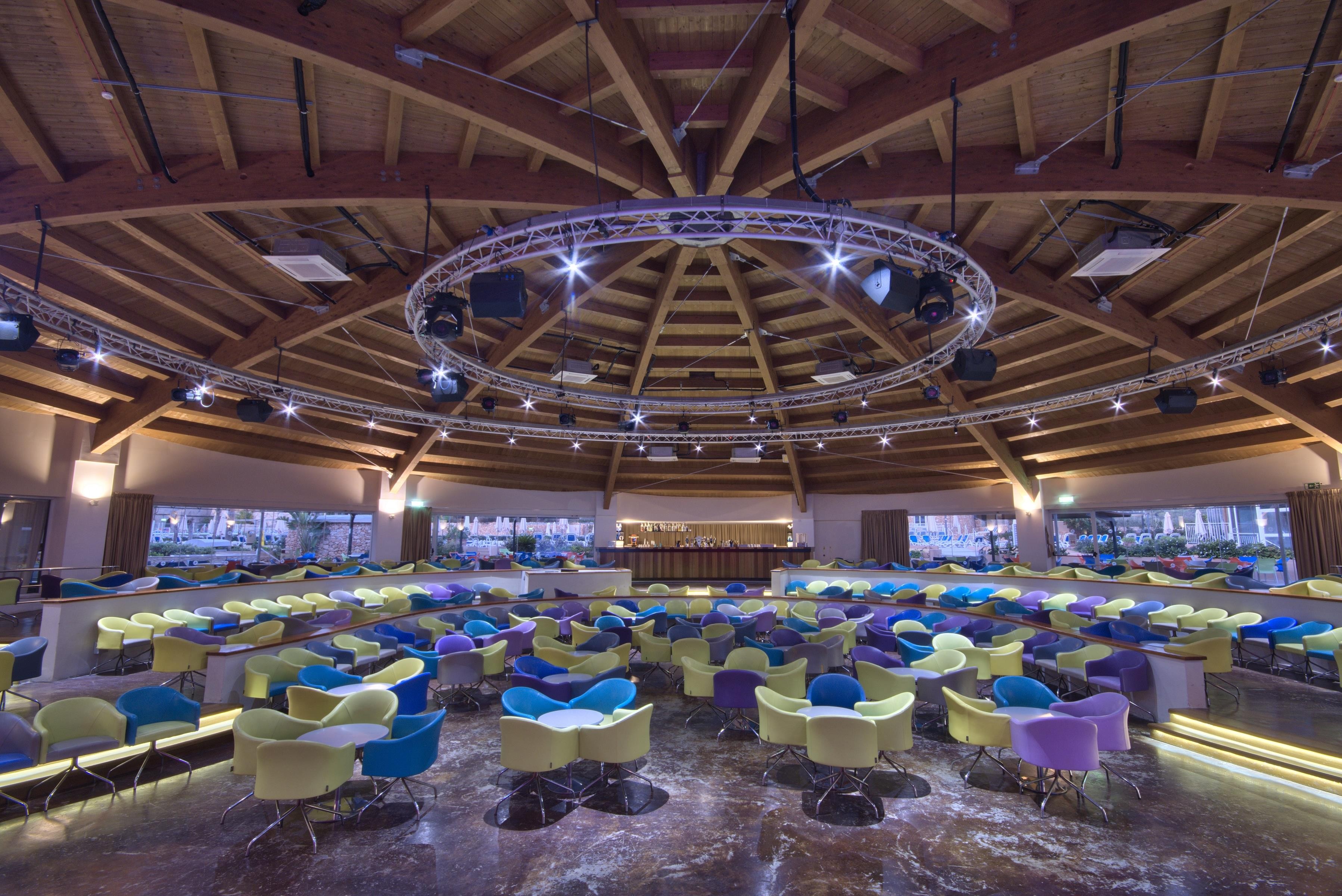 db Seabank Resort & Spa 18