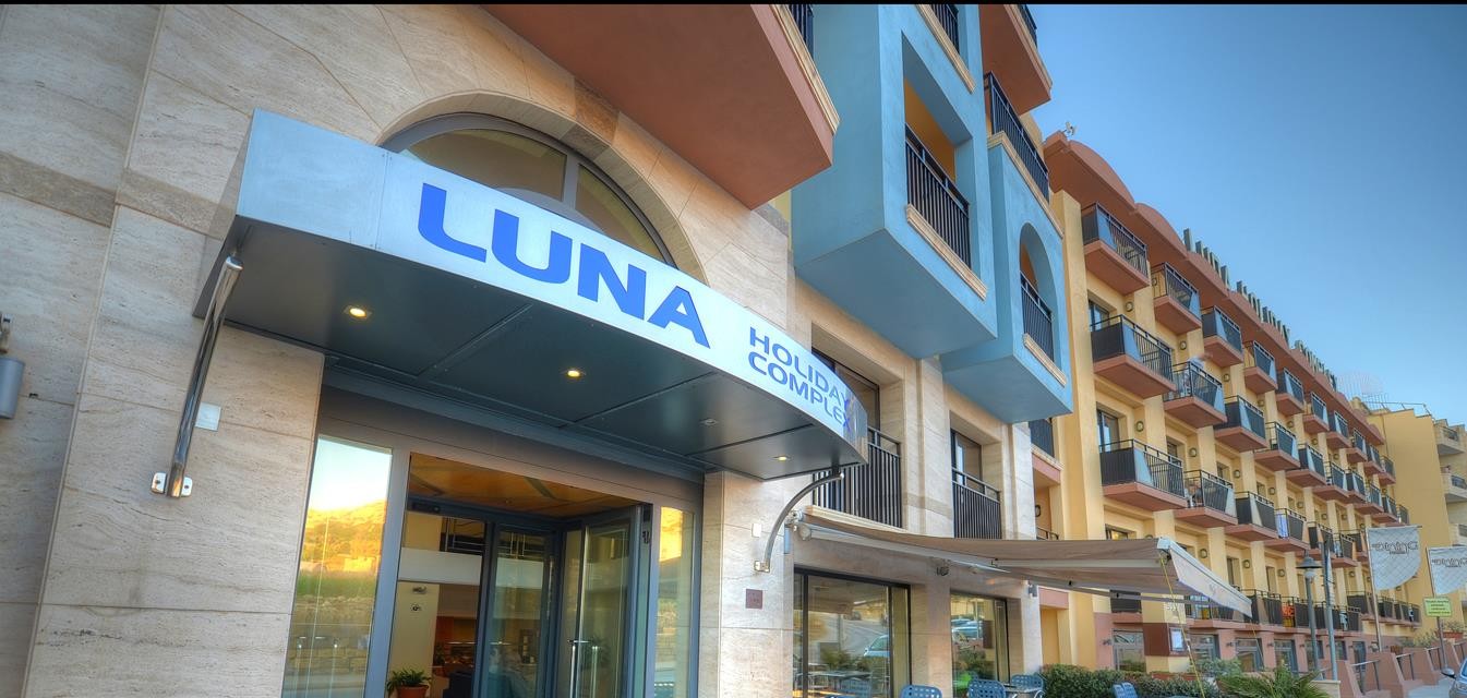 Luna Holiday Complex 18