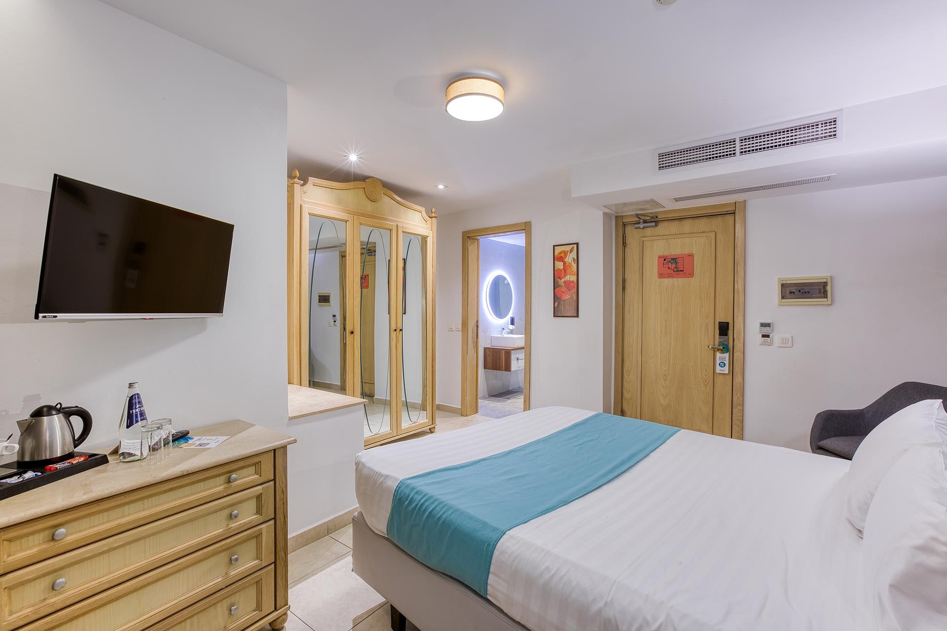 SOLANA HOTEL & SPA 8