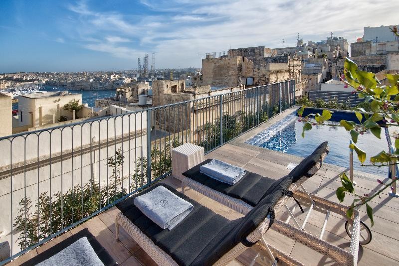 66 Saint Paul's Hotel