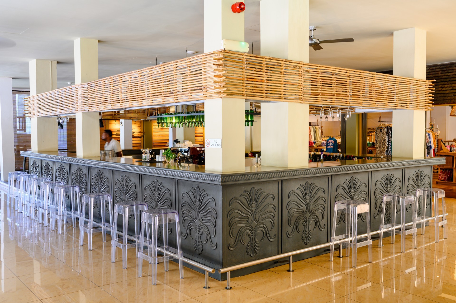 Ravenala Attitude 17