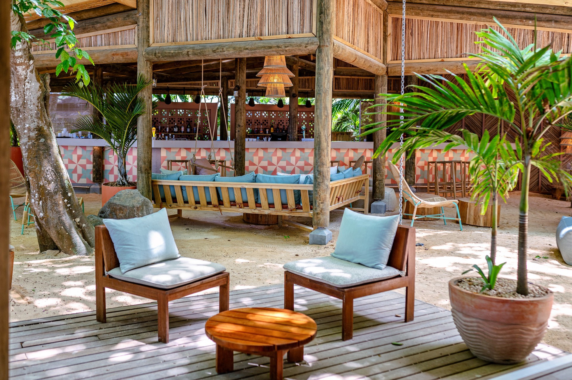 Ravenala Attitude 24