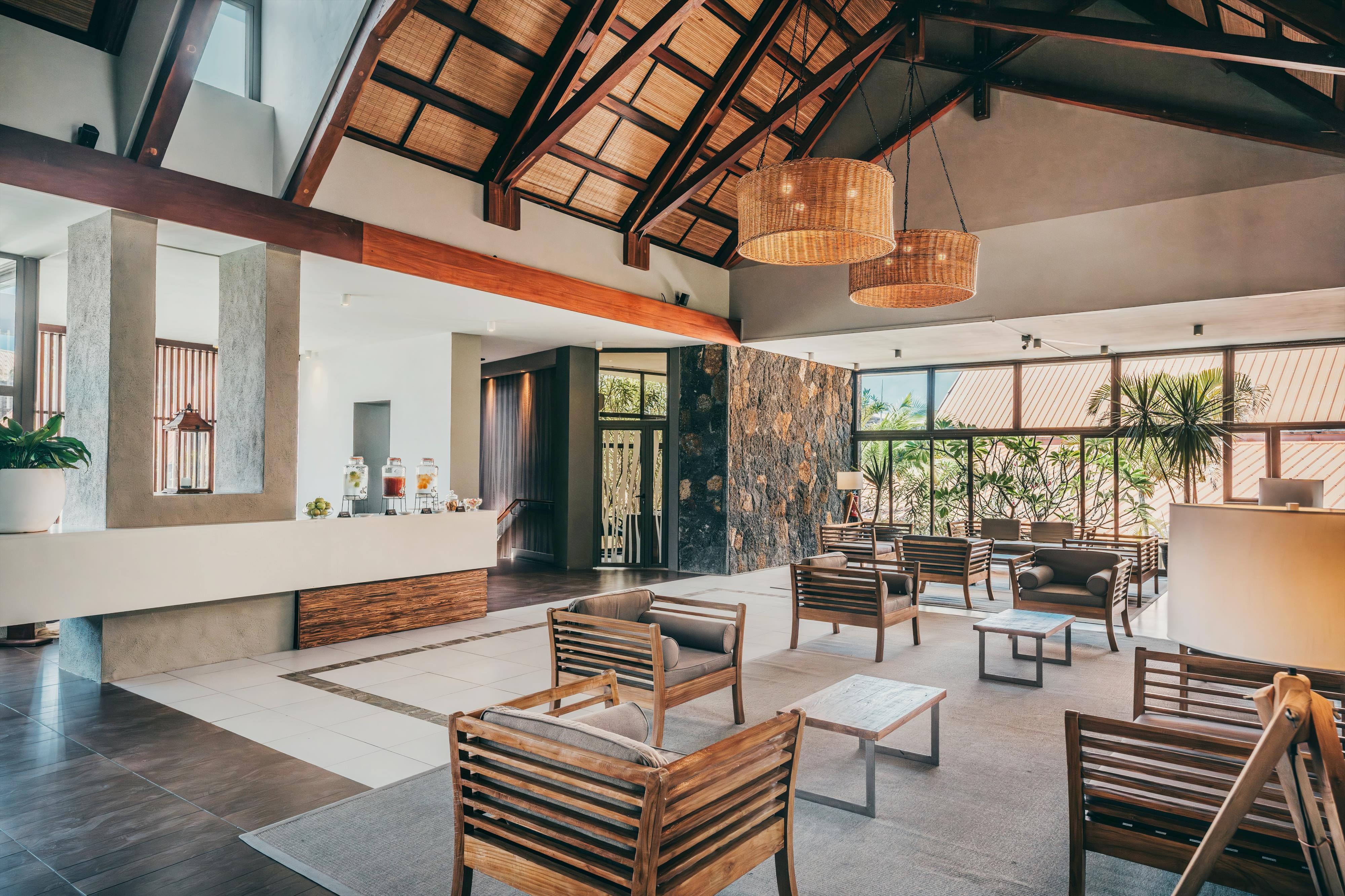 Crystals Beach Resort Belle Mare 7