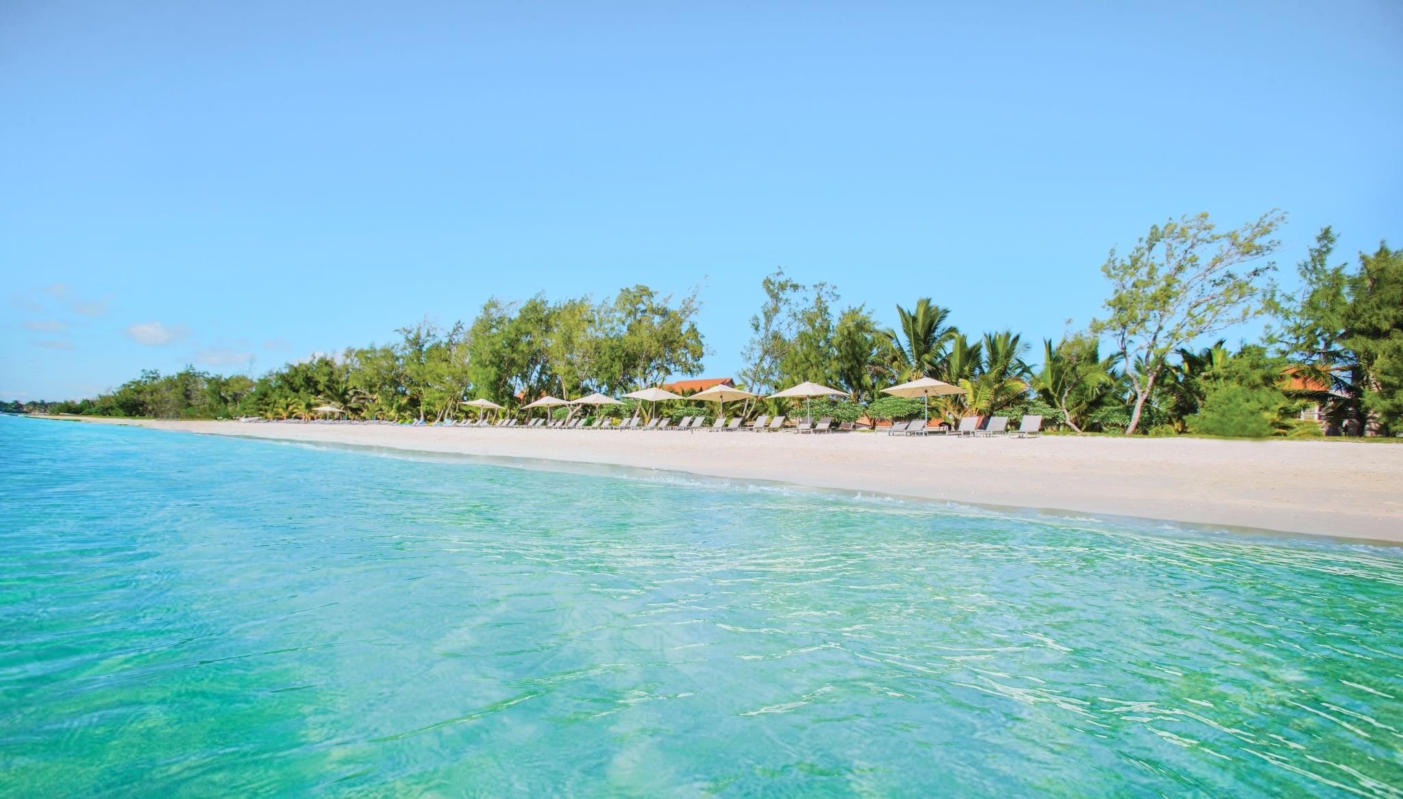 Crystals Beach Resort Belle Mare 10