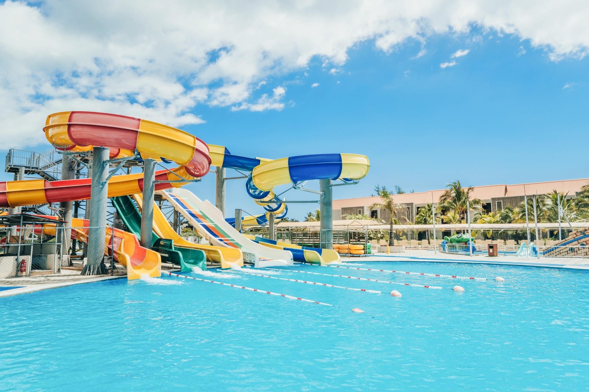 Crystals Beach Resort Belle Mare 8