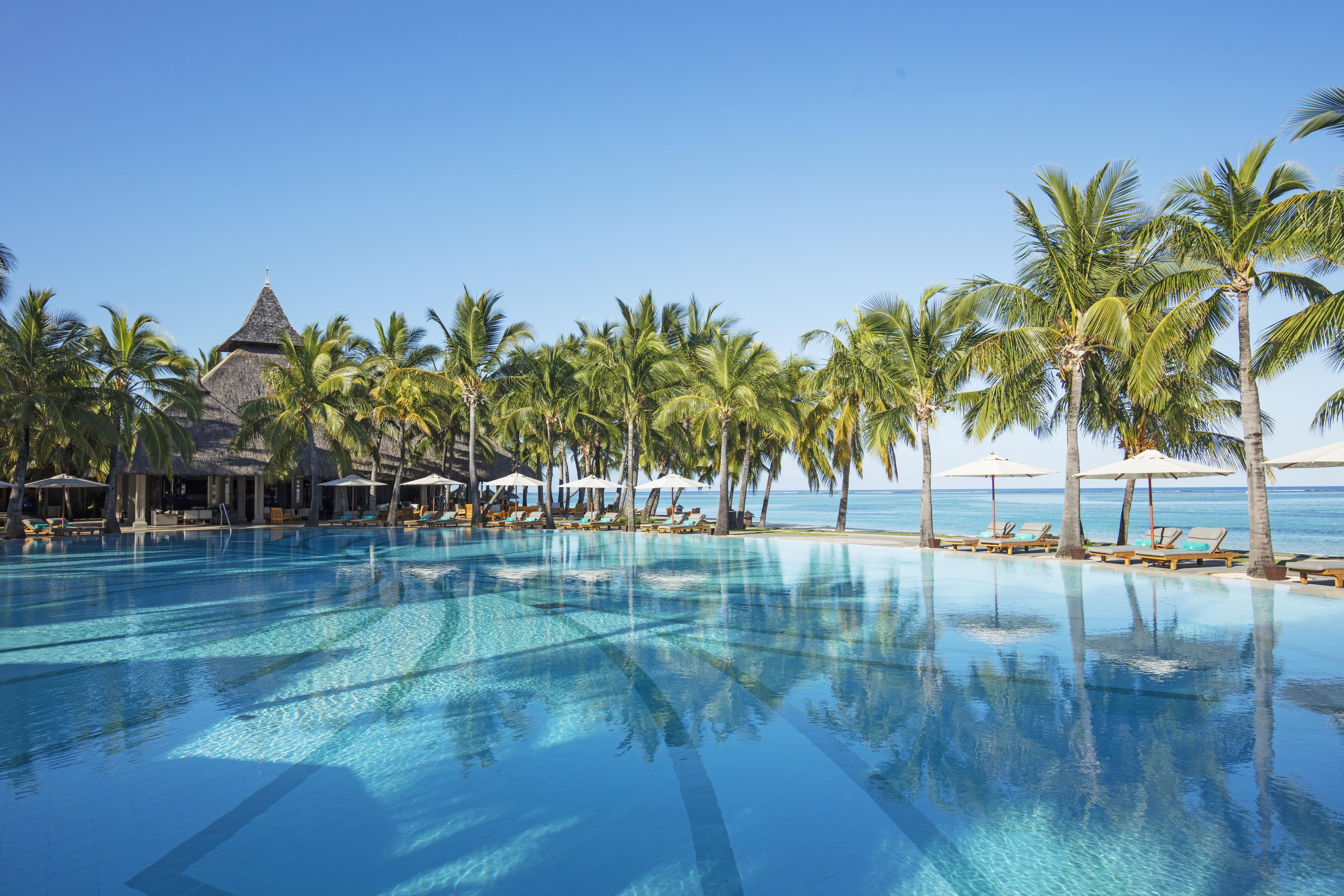 Paradis Beachcomber Golf Resort & Spa 11