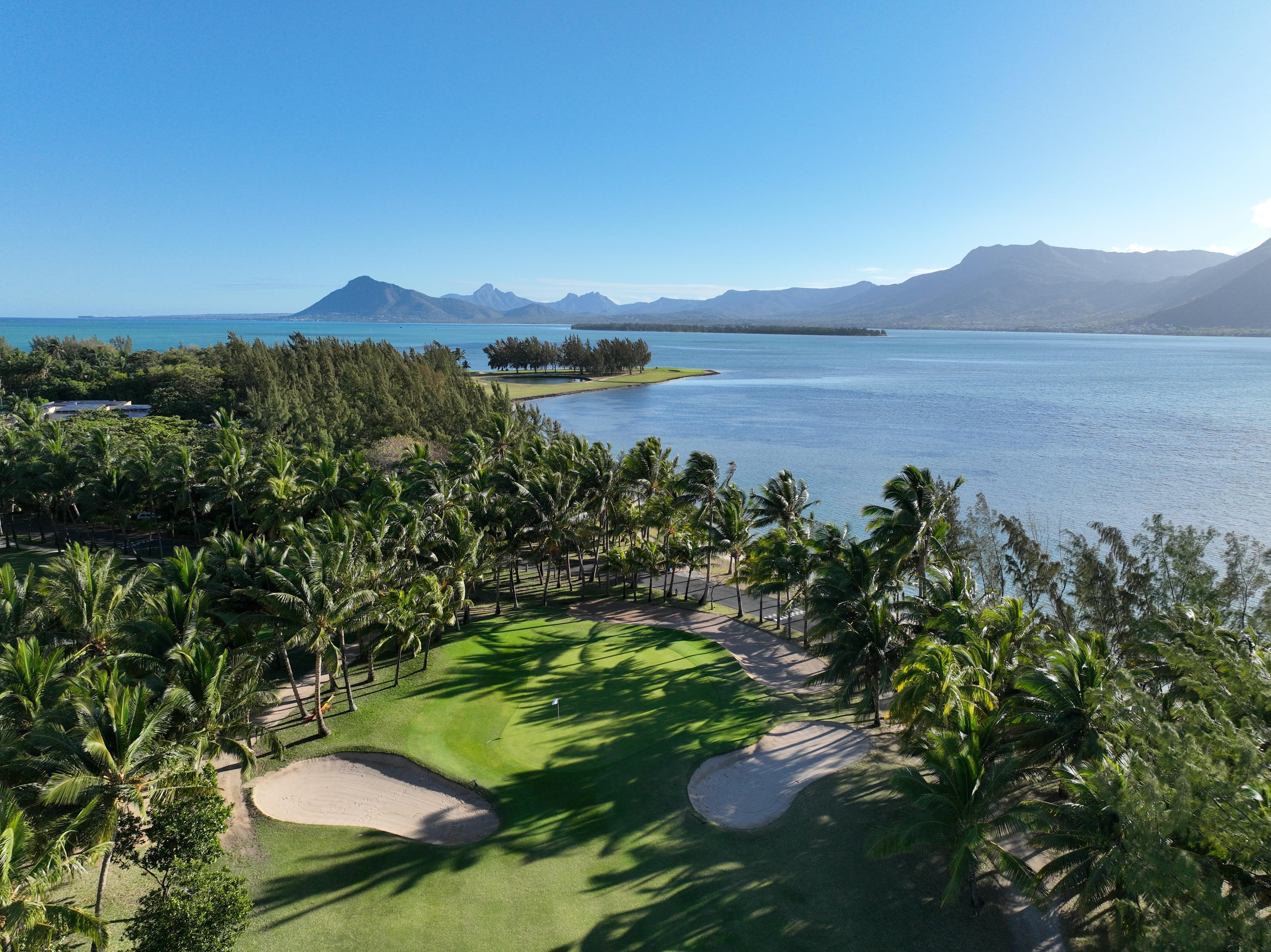 Paradis Beachcomber Golf Resort & Spa 24