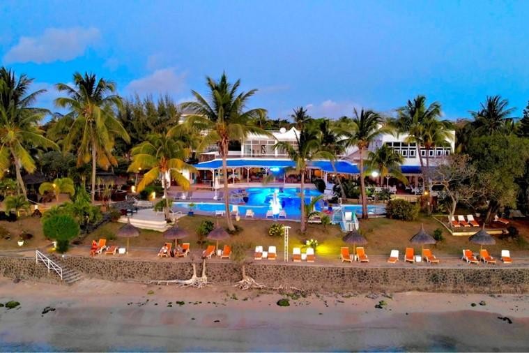Mont Choisy Coral Azur Beach Resort 11