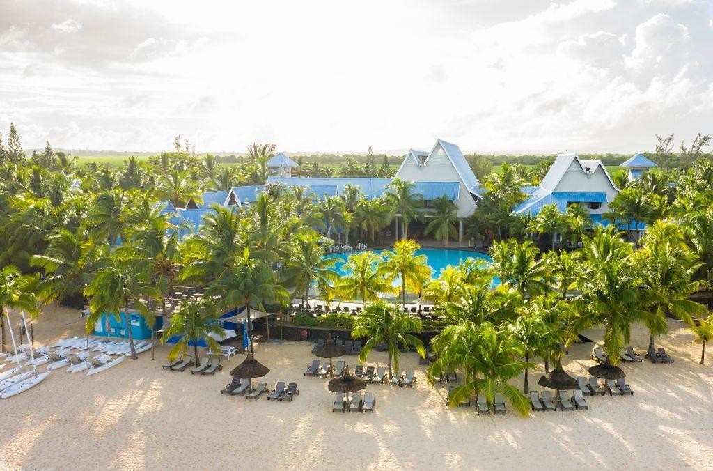 Victoria Beachcomber Resort & Spa 19