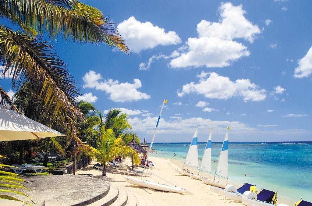 Victoria Beachcomber Resort & Spa 21