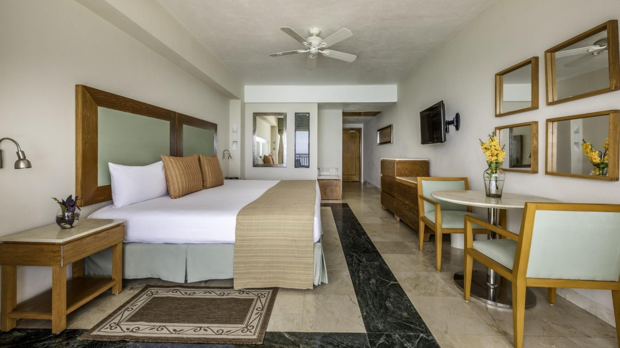 Grand Park Royal Cancun 7