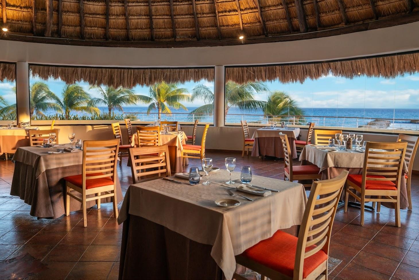 Catalonia Yucatán Beach 13