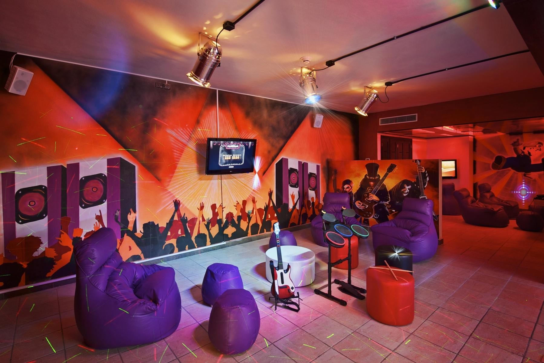 Ocean Coral and Turquesa 16