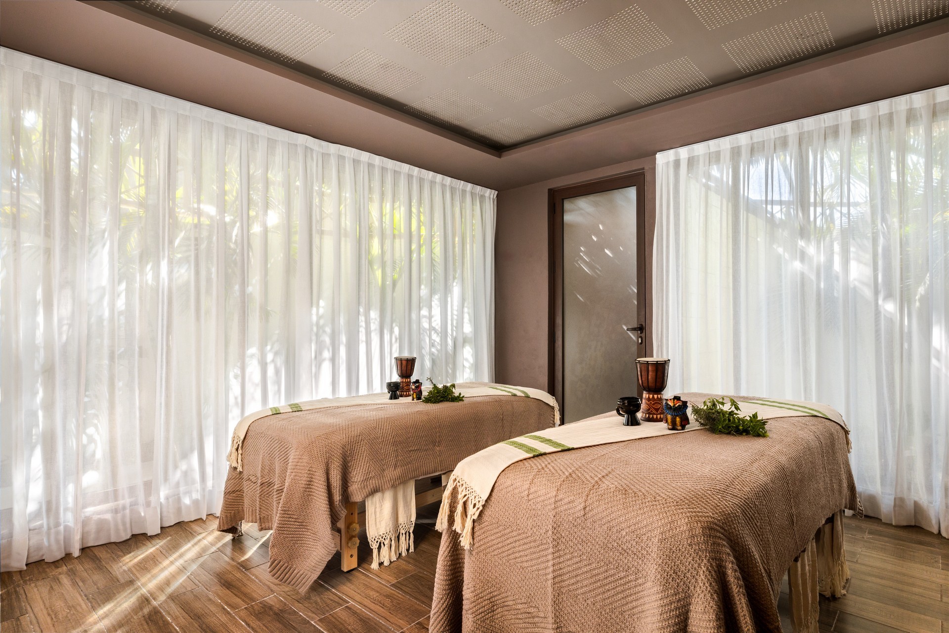 Bahia Principe Grand Tequila 18