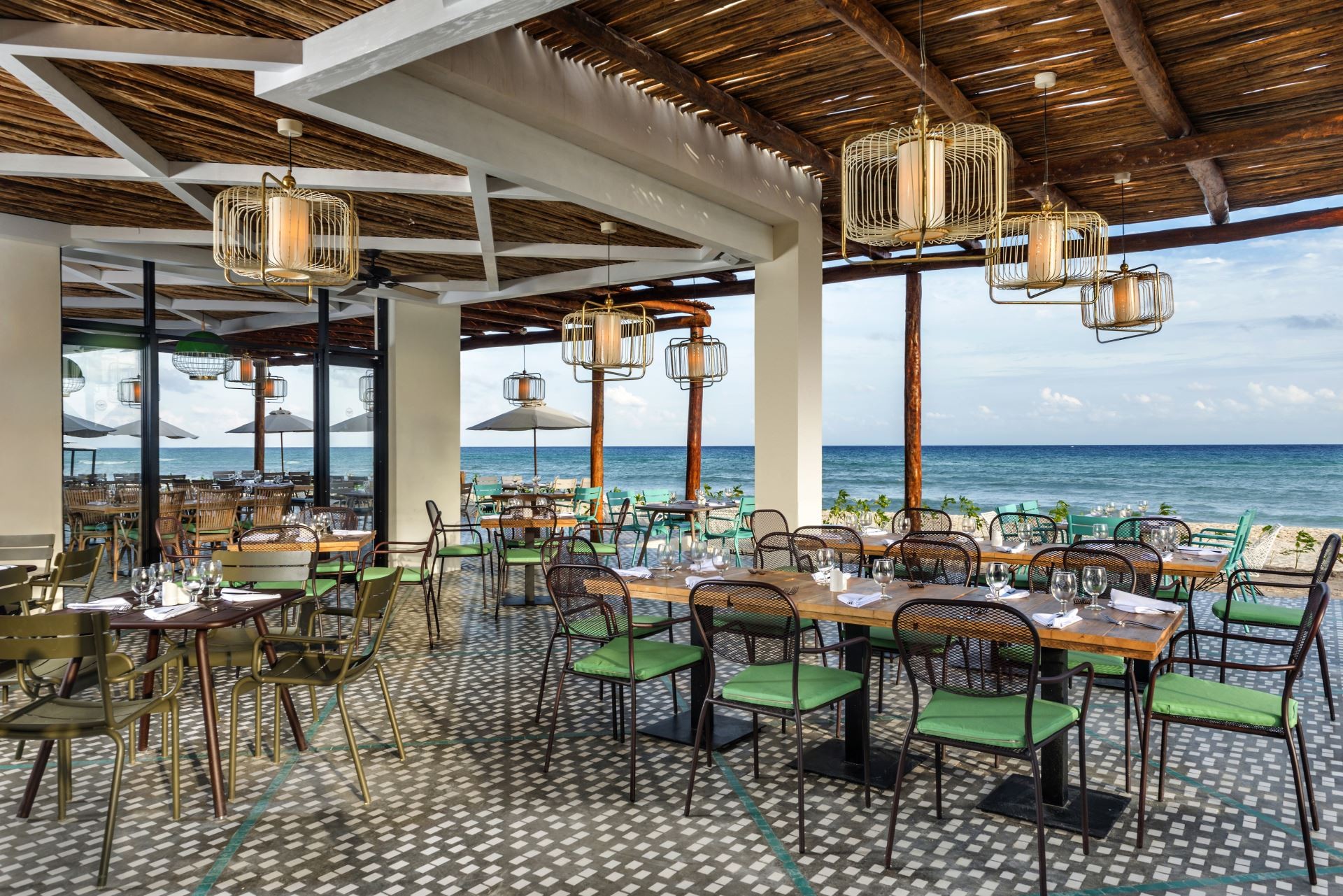 Ocean Riviera Paradise 11