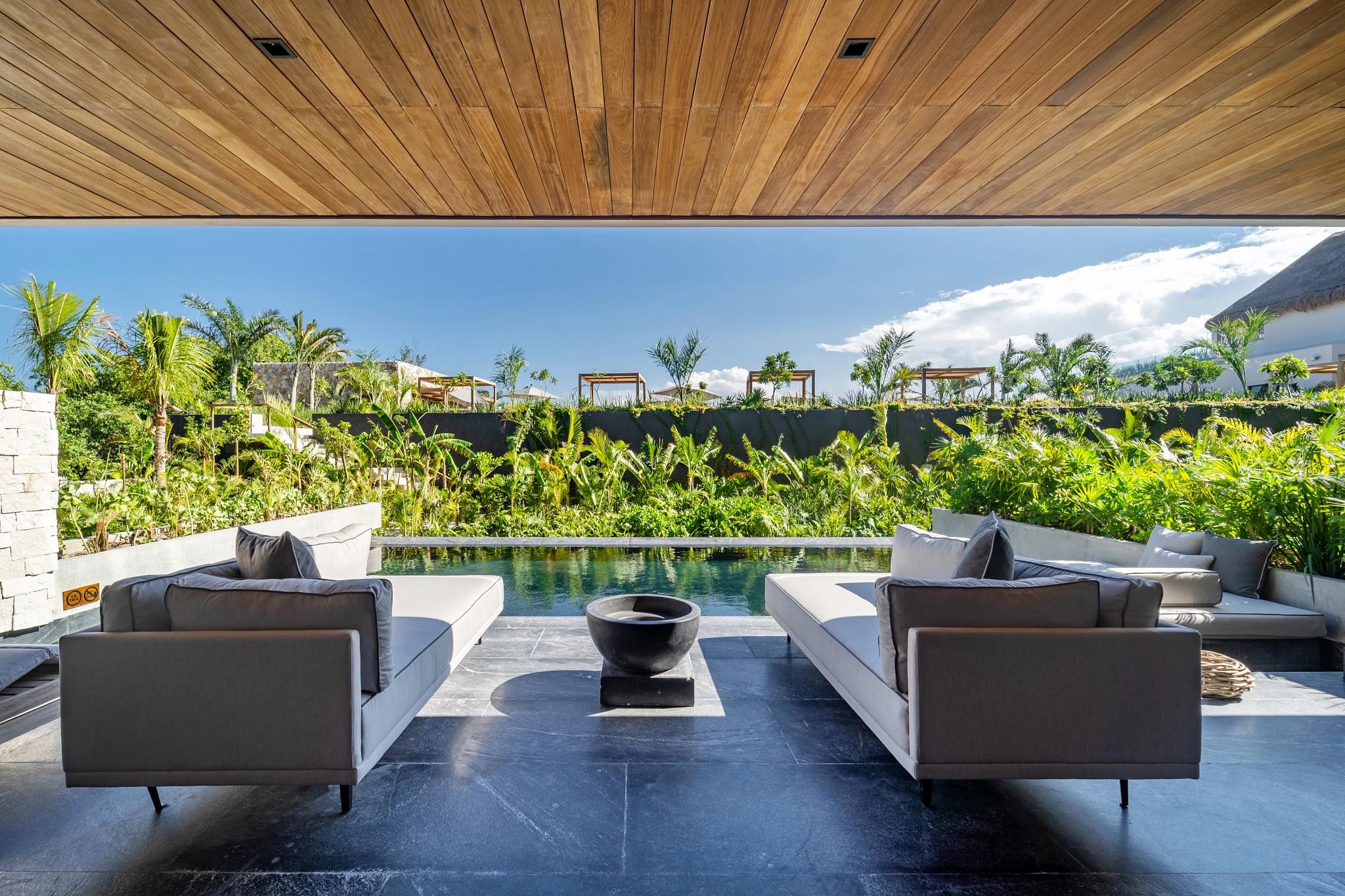 Secrets Impression Moxche 16