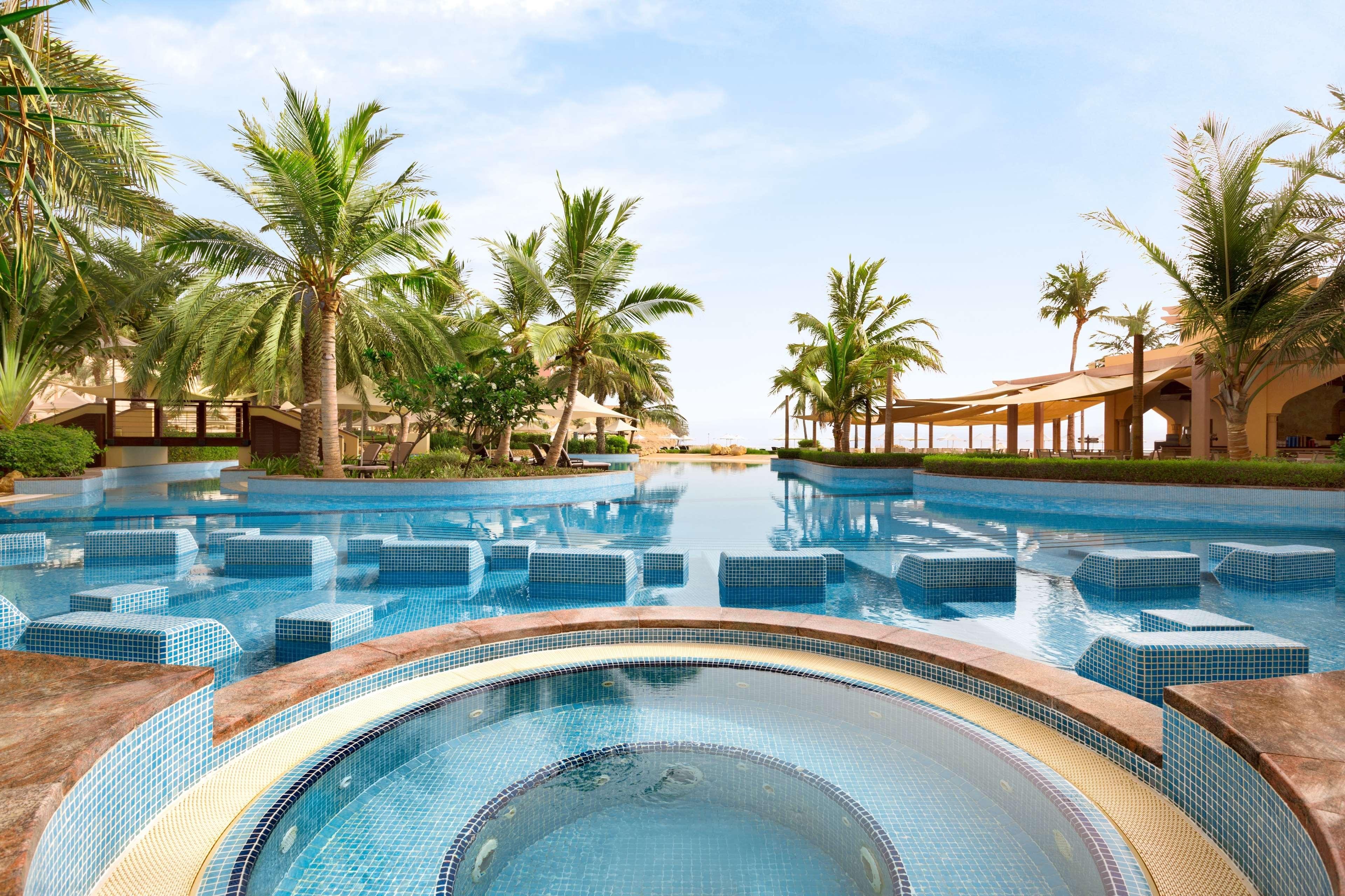 Shangri La Barr Al Jissah Resort and Spa Al Waha 7
