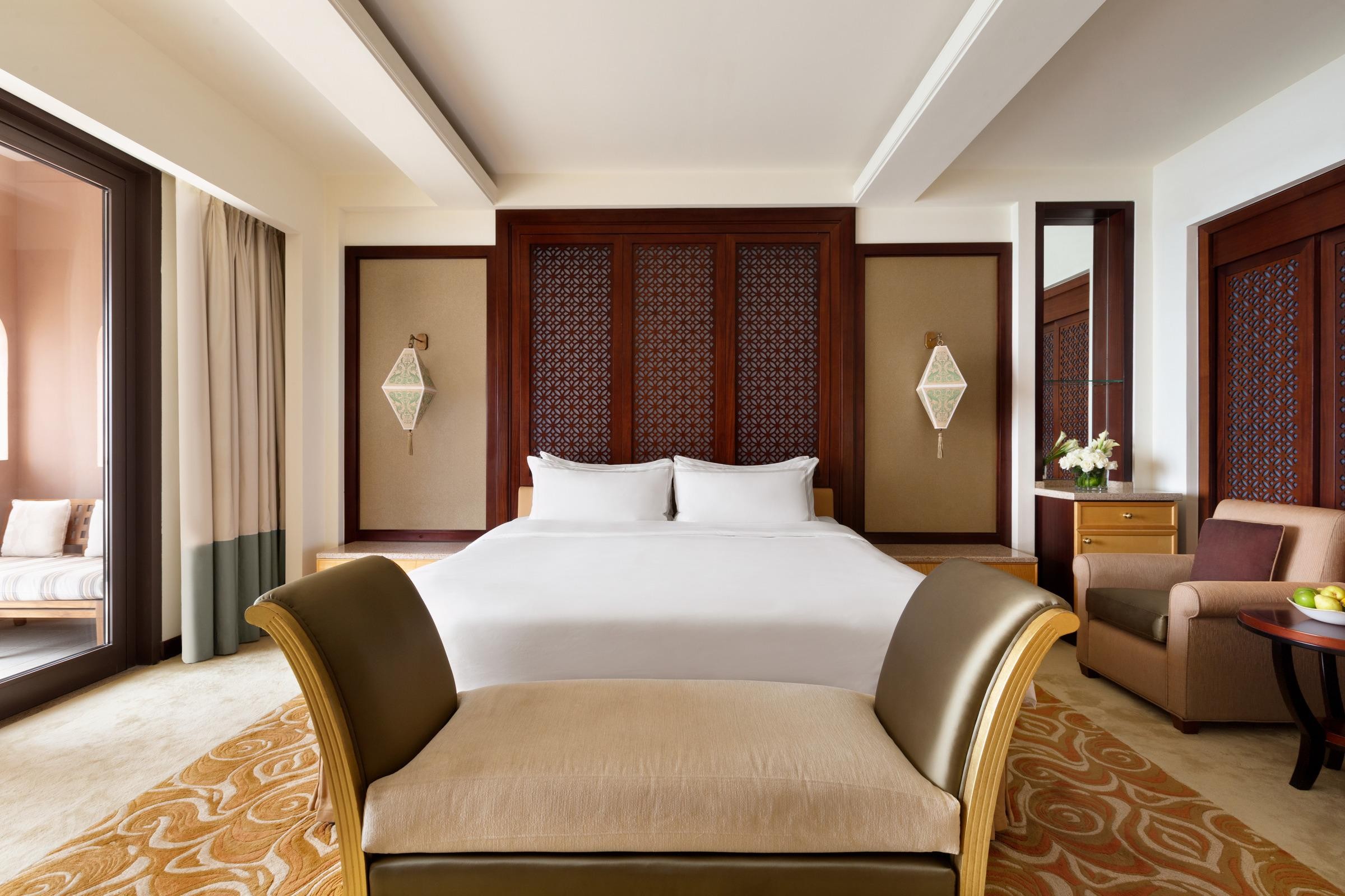 Shangri-La's Barr Al Jissah Resort & Spa - Al Husn 12