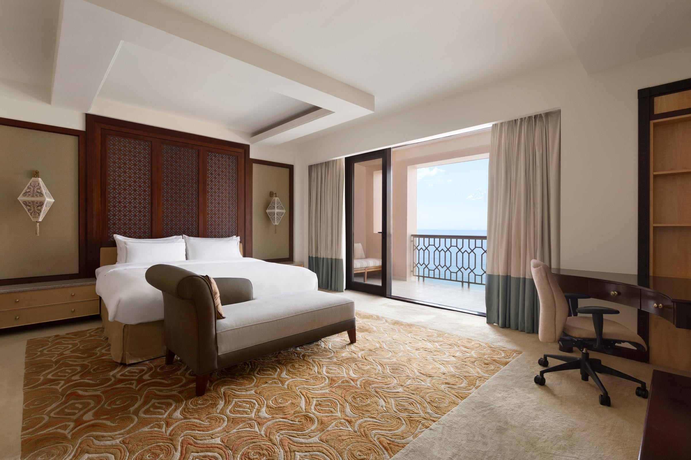 Shangri-La's Barr Al Jissah Resort & Spa - Al Husn 8
