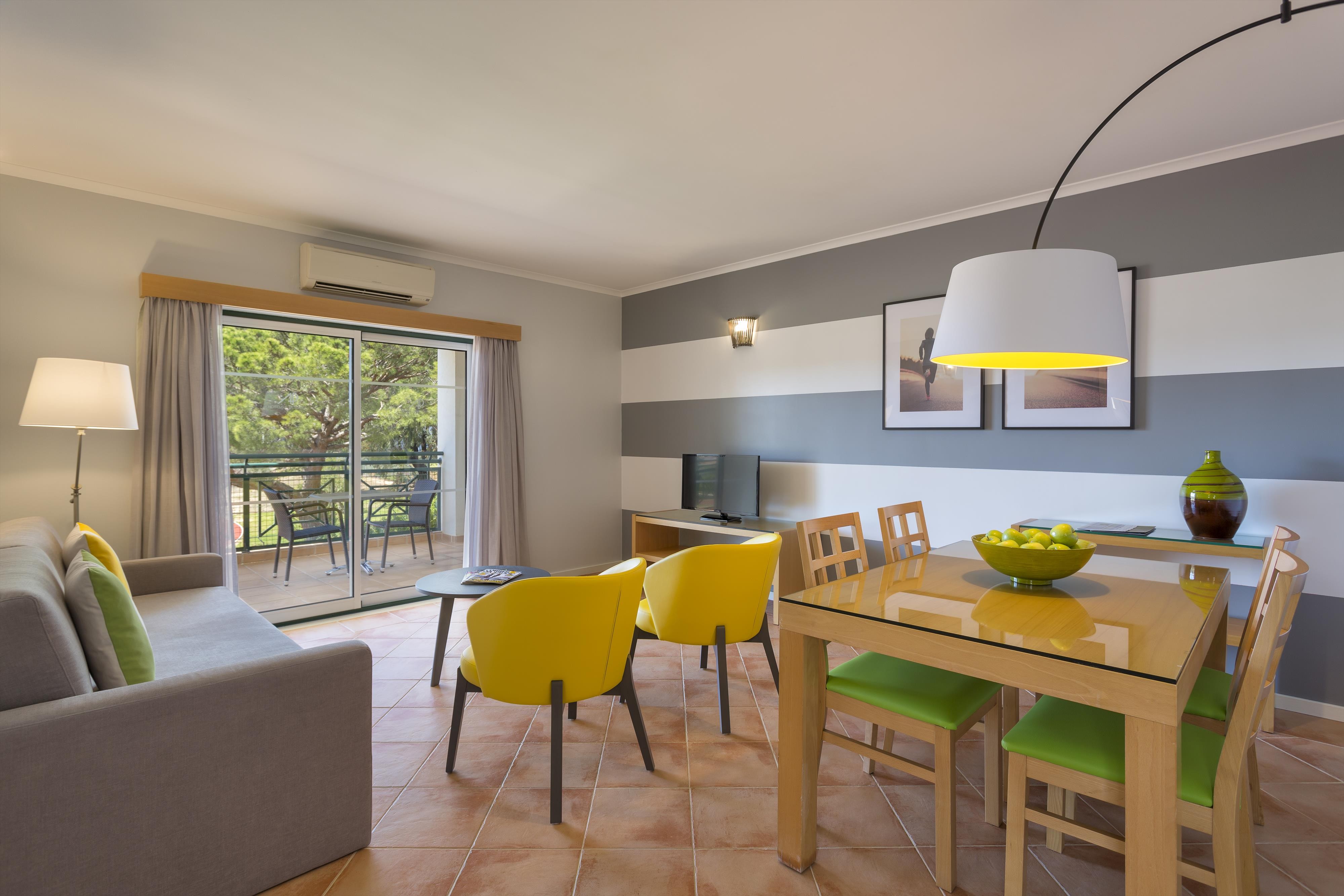 AP VICTORIA SPORTS & BEACH 6