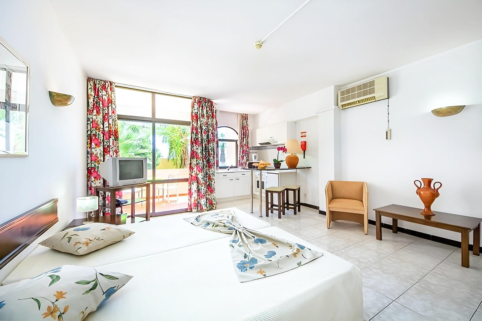 Monica Isabel Beach Club