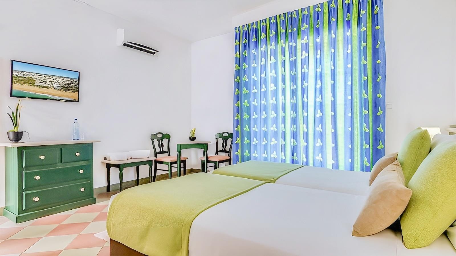 Monica Isabel Beach Club 8