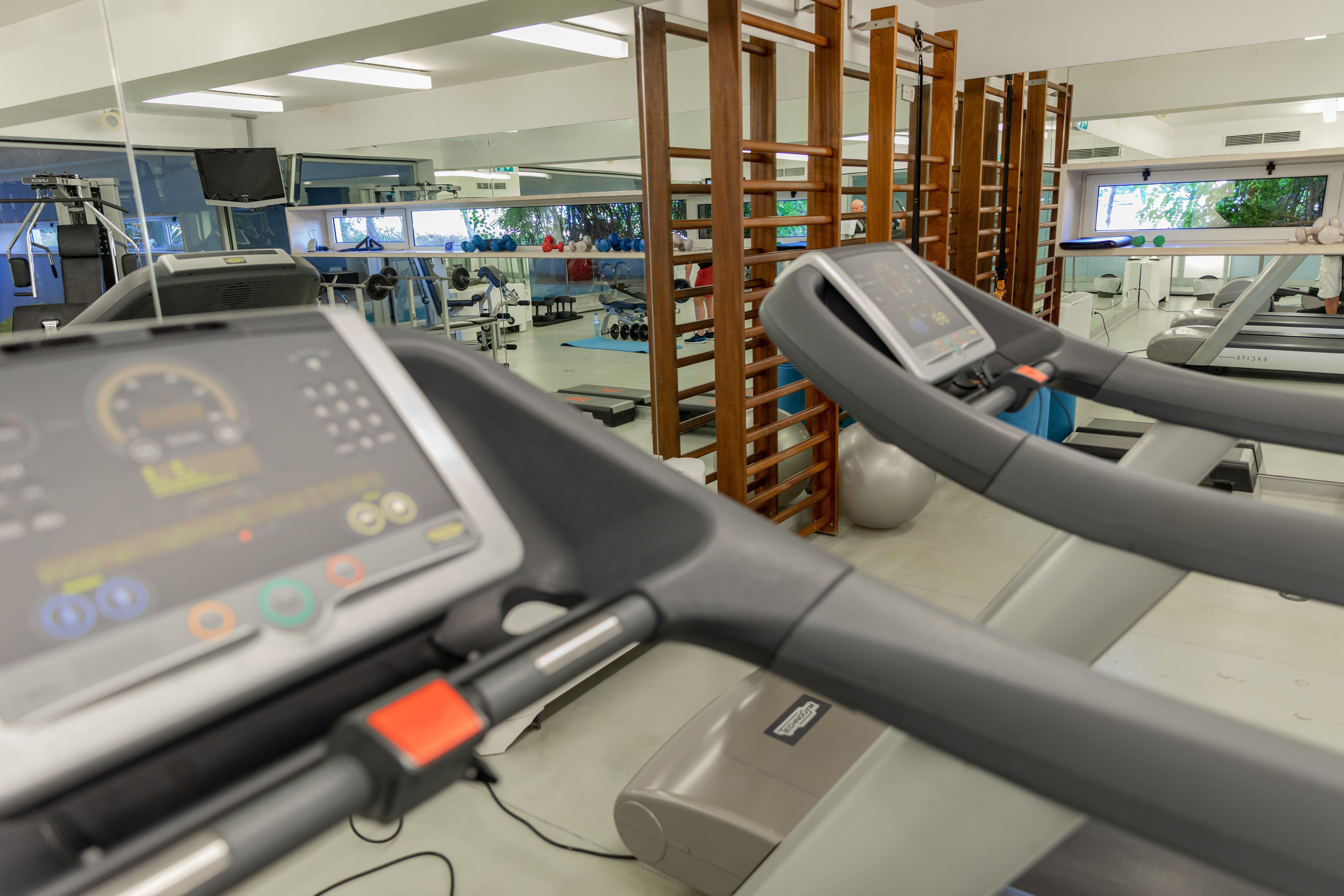 Marina Club Suite Hotel 8