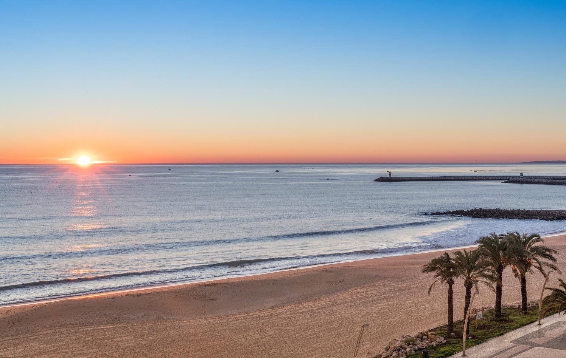 Dom Jose Beach Hotel