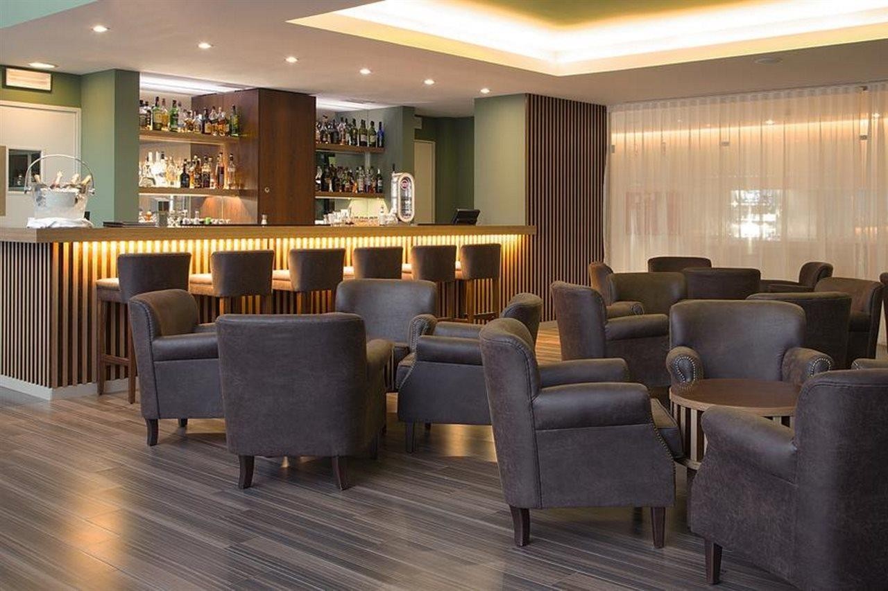 Wine&Books by the Sea Algarve Resort 10