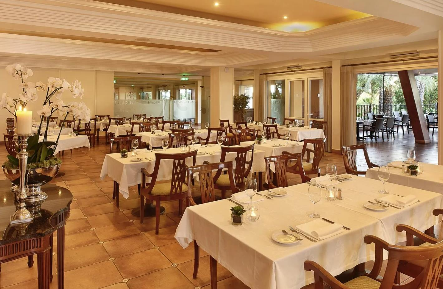 Ria Park Hotel and Spa 8