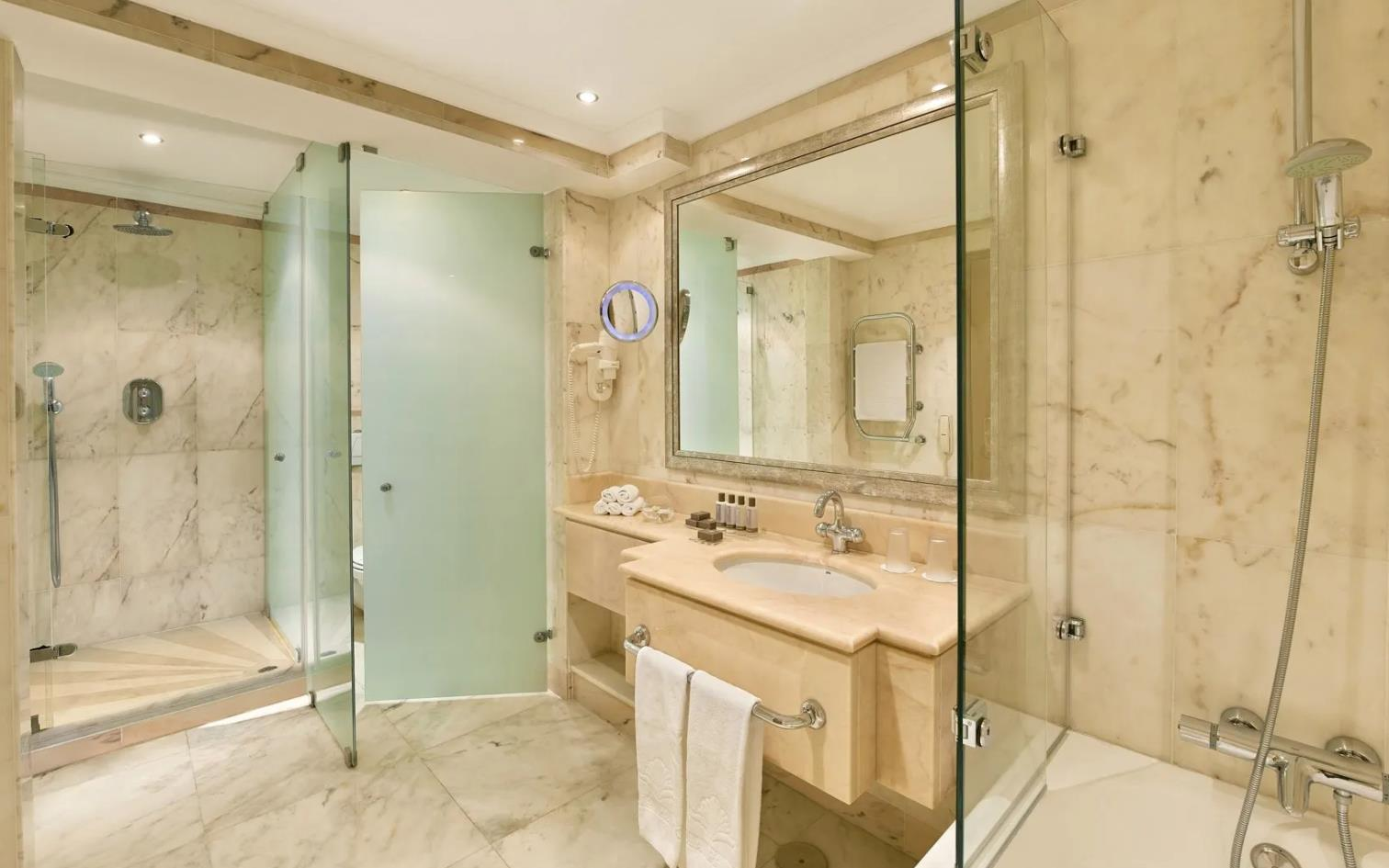 Ria Park Hotel and Spa 7