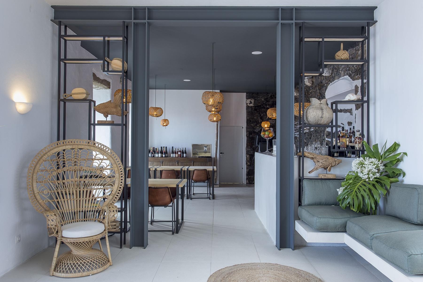 White Exclusive Suites & Villas