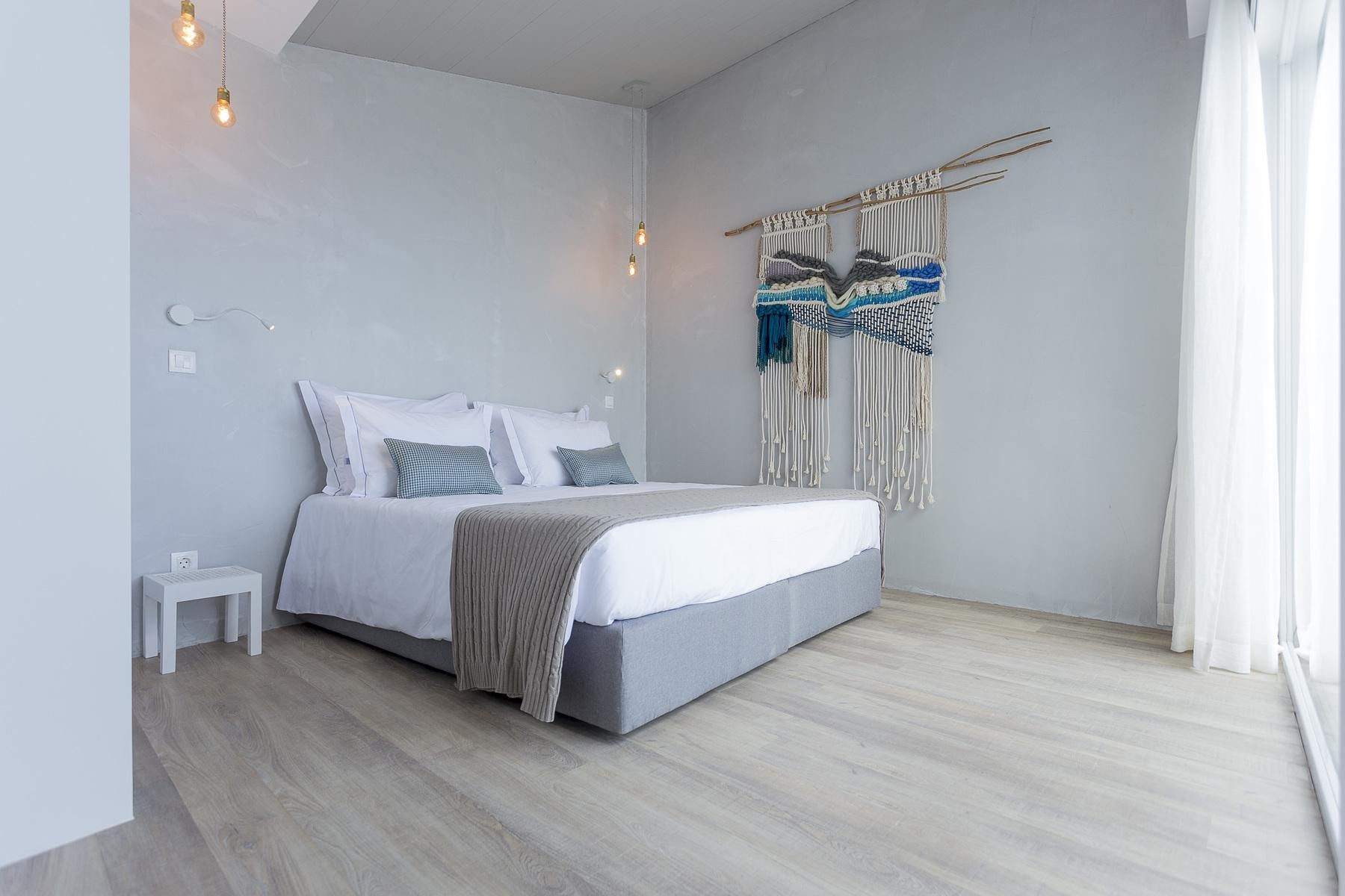 White Exclusive Suites & Villas